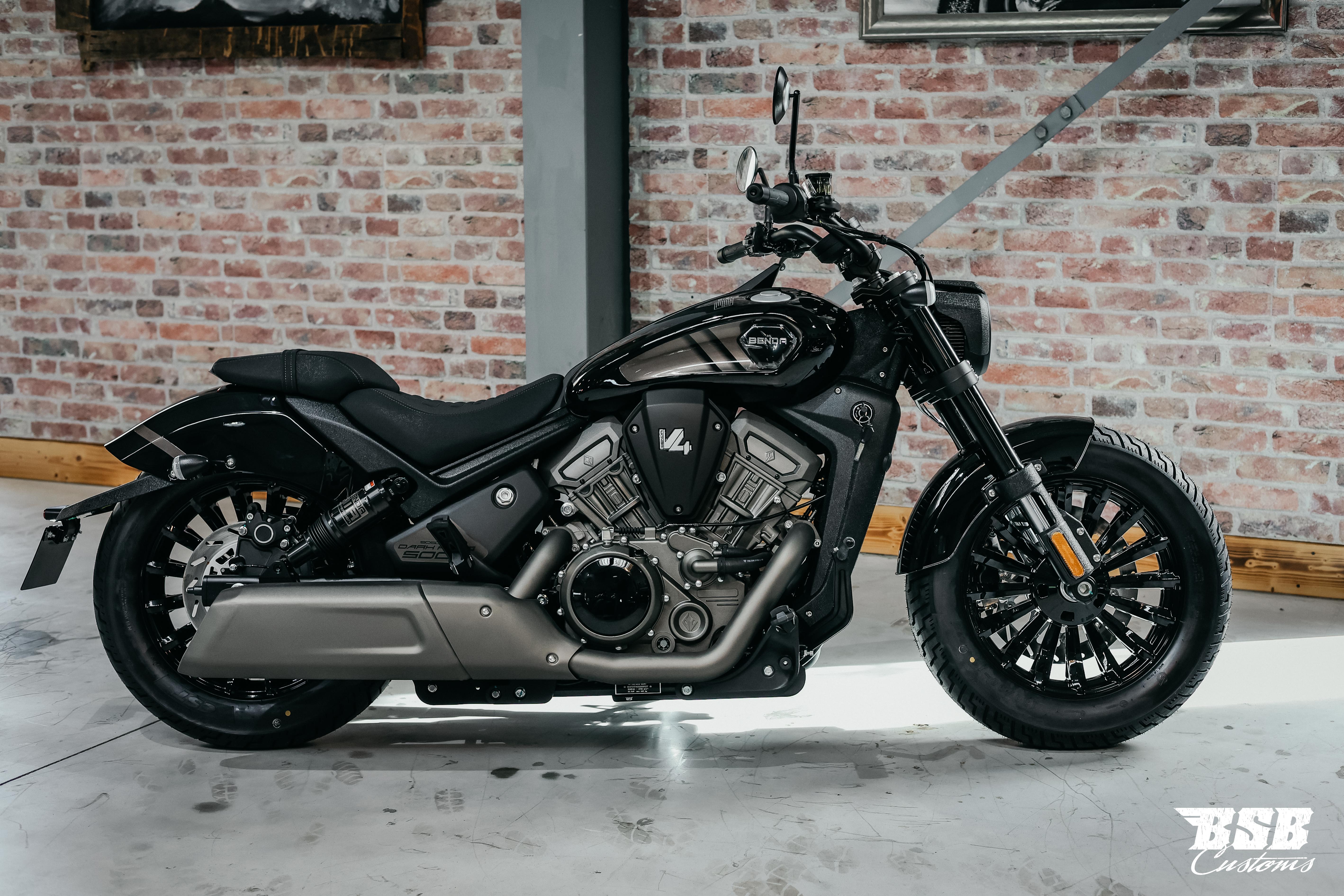 Benda Dark Flag 500 V4 - Bobber mit Stil & Power ABS/Zylinderabschaltung/Airride -modifiziert by BSB Customs NEUFAHRZEUG!!!