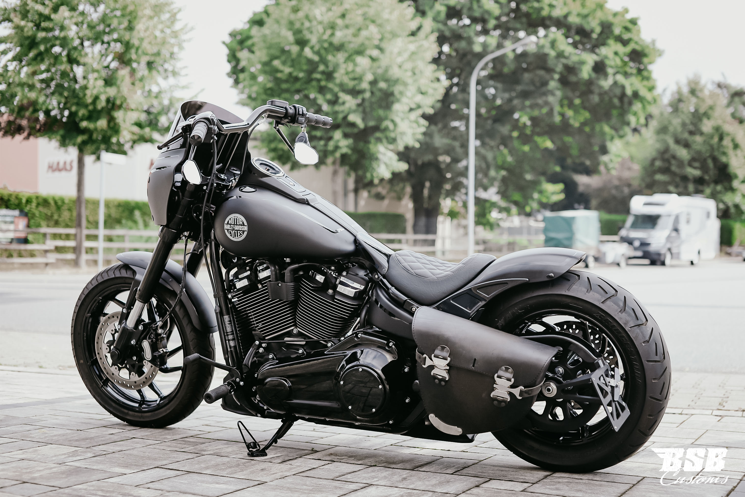 2019 Harley Davidson Sport Glide Milwauke-Eight ABS  Jekill & Hyde sehr viele Extras (ab 325 EUR finanzieren*) 