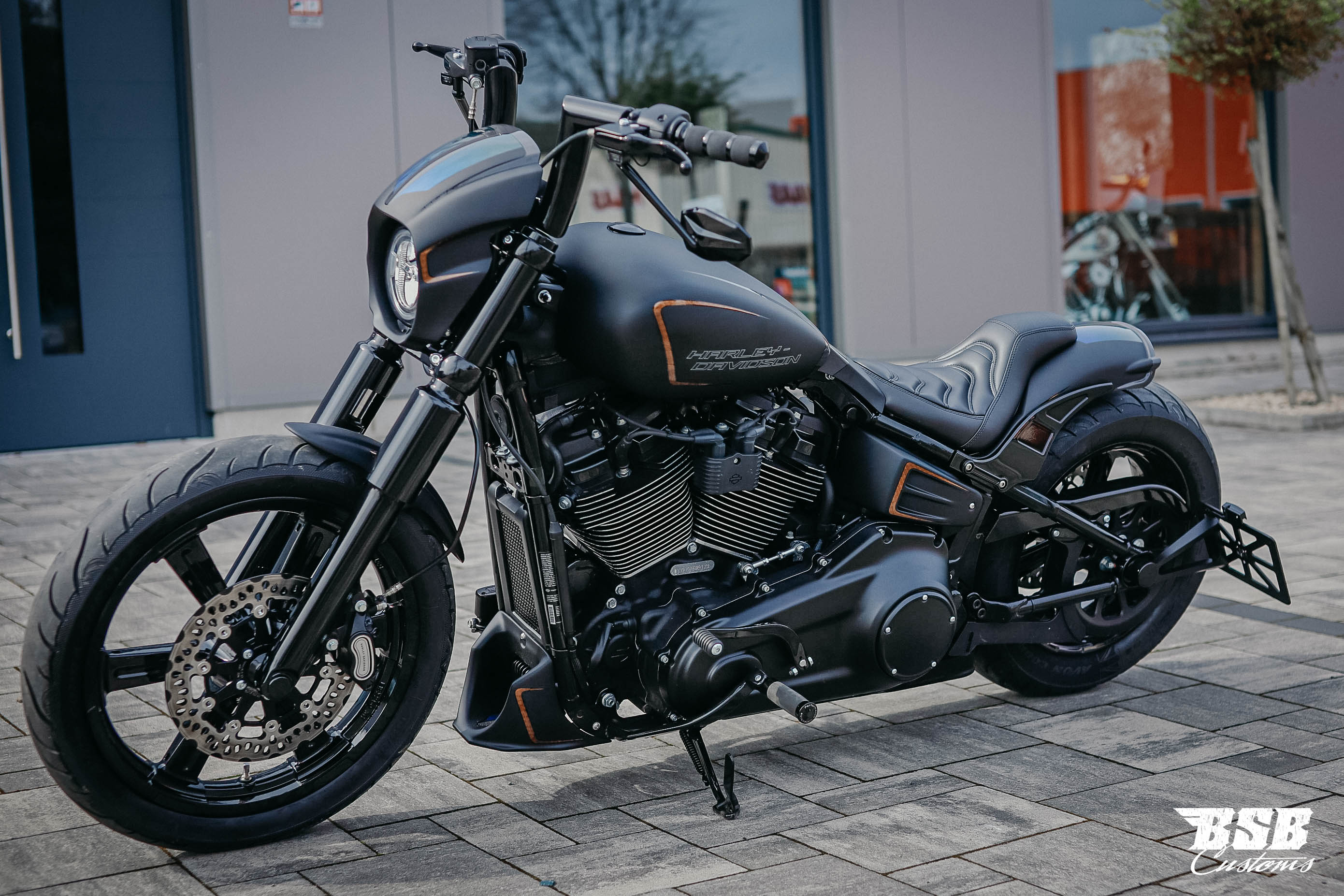 2021 Harley Davidson FXBBS Street BOB 114 CUI erst 1600 km Custom UMBAU // Finanzierung möglich !!!! 