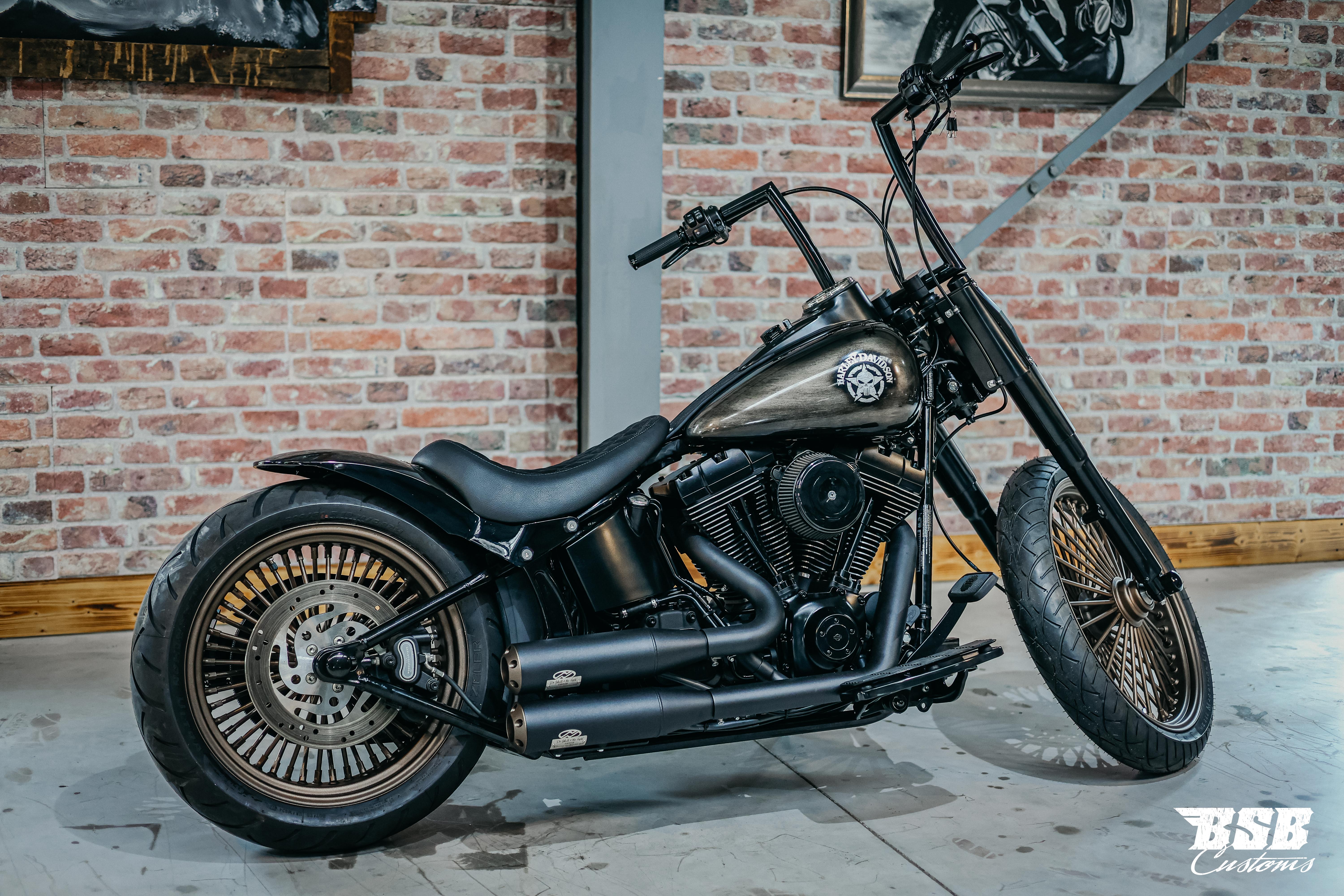 2011 Harley Davidson FLSTC Heritage Softail,viele Extras wie Jekil&Hyde / FAT SPOKE / Airbrush / Ape Hanger ...  Finanzierung möglich 