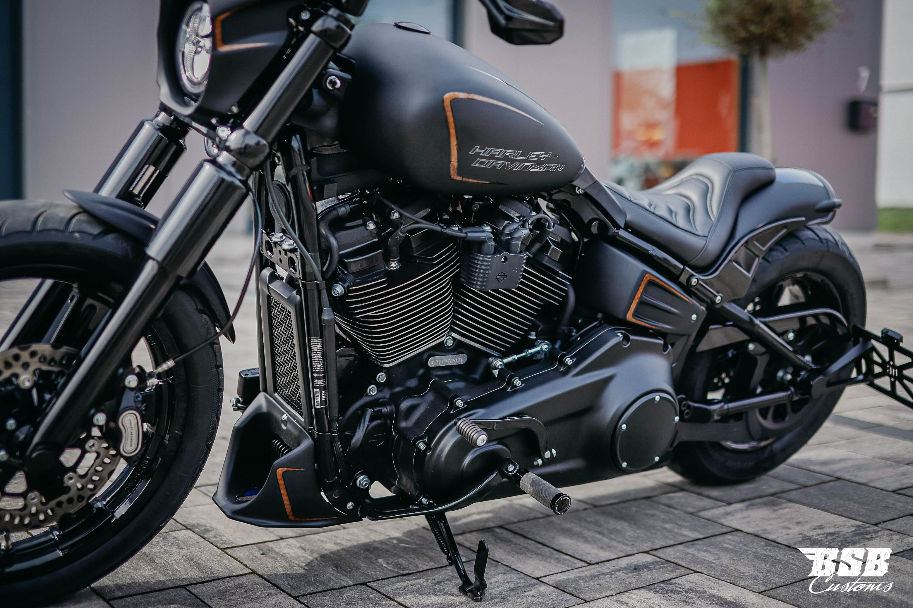 2021 Harley Davidson FXBBS Street BOB 114 CUI erst 1600 km Custom UMBAU // Finanzierung möglich !!!! 