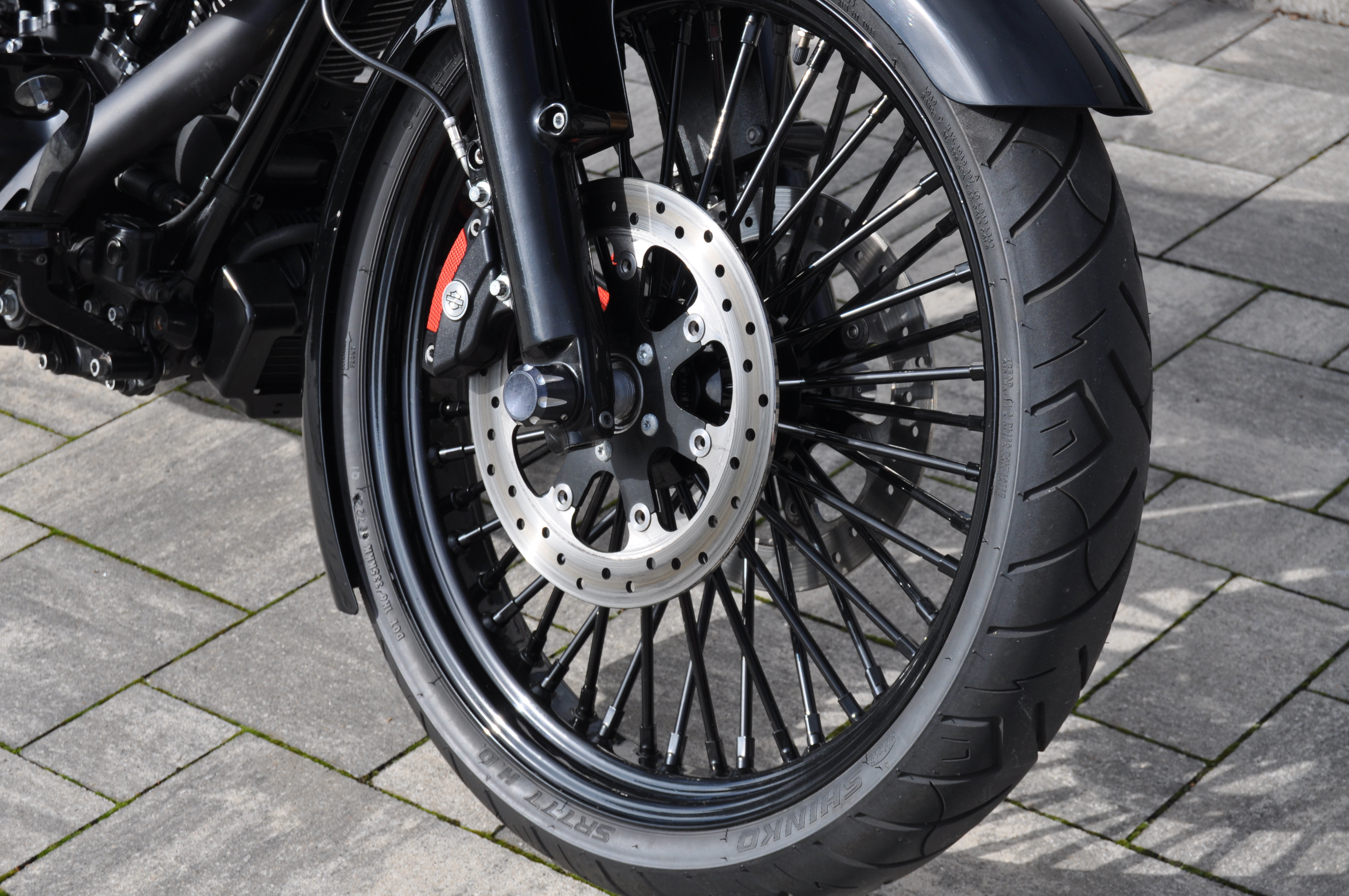 2014 Harley Davidson FLHXS Street Glide Spezial - ABS - 23" FAT SPOKE - Kess Tech ... Finanzierung ab 5,99% möglich 