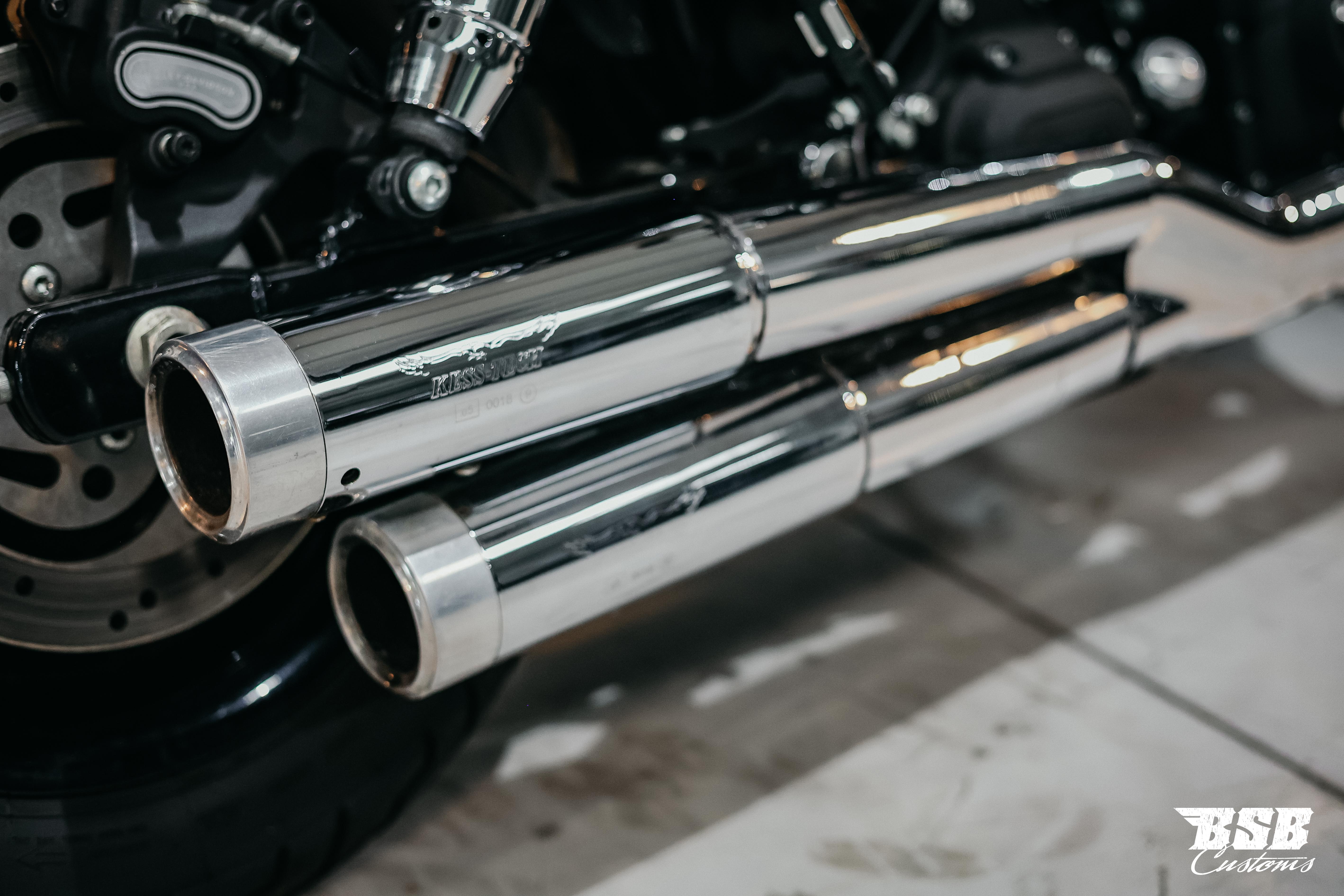 2008 Harley Davidson FXDF FAT BOB 5HD1.. TOP Zustand // Kess Tech Anlage / Airbrush Lackierung