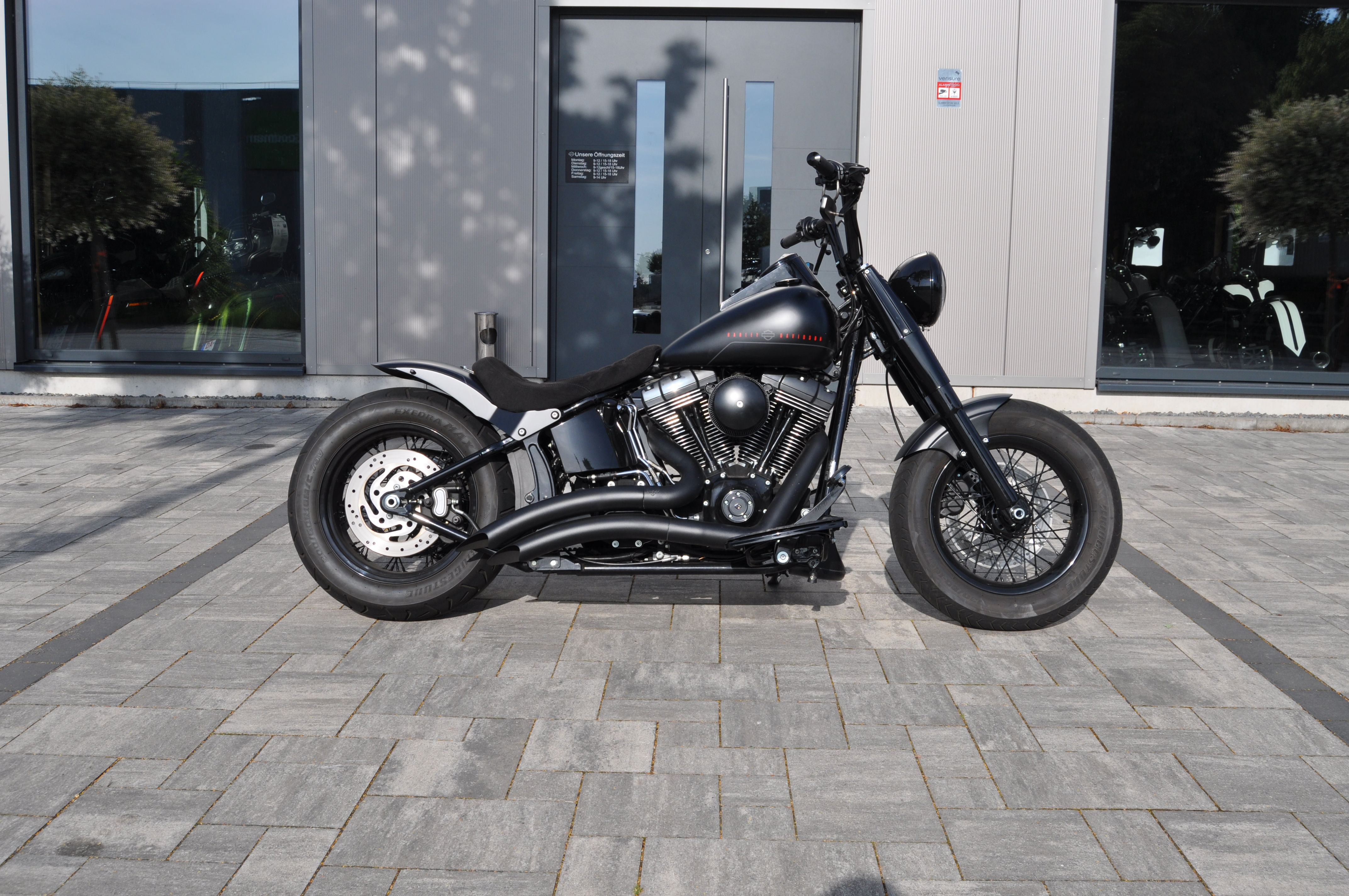 2009 Harley Davidson FLSTF FAT BOY mit vielen Extras 