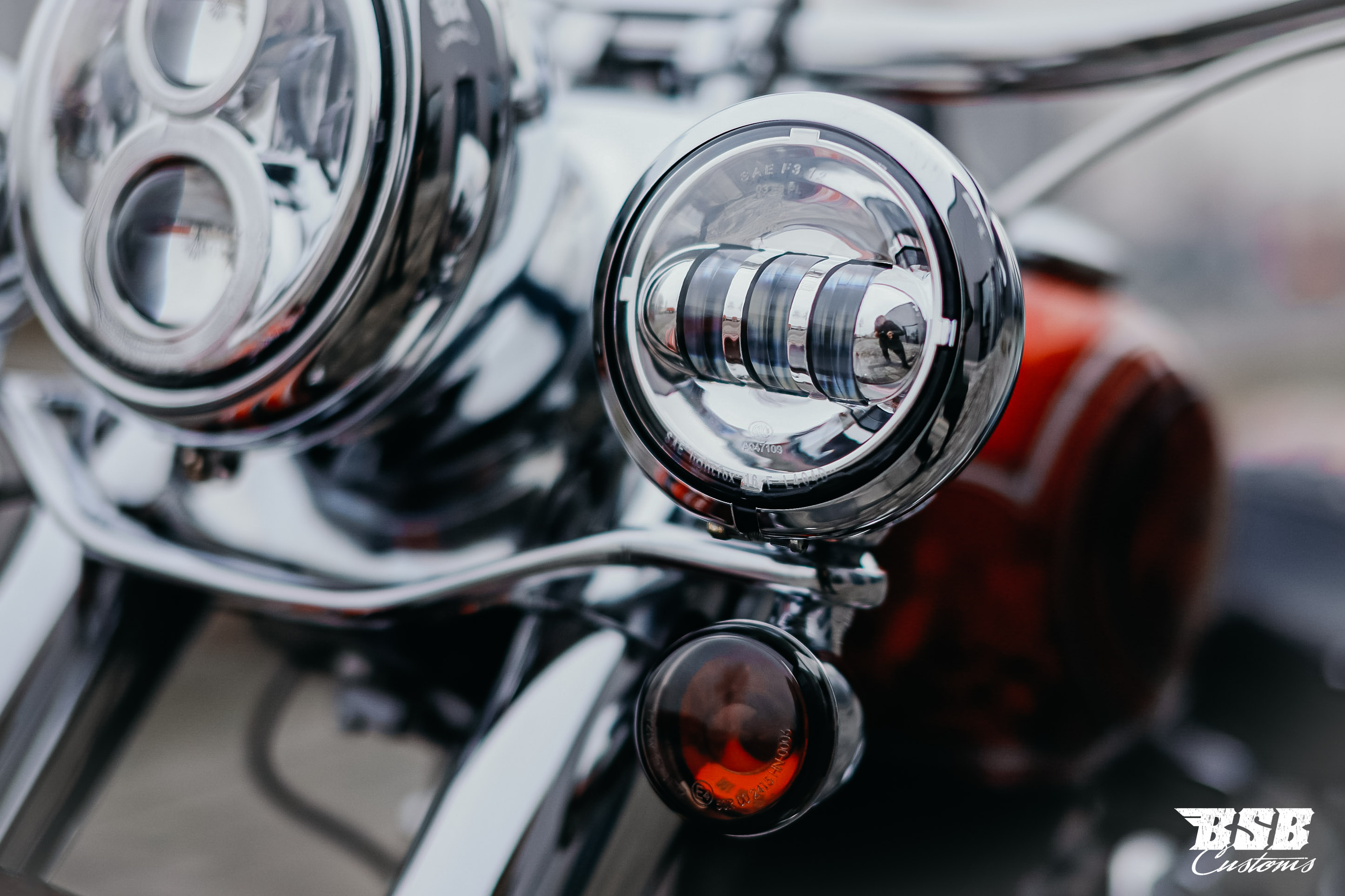 LED Zusatzscheinwerfer 4,5" (4) CHROME für alle Harley Davidson Softail & Touring sowie Indian Modelle LED Zusatzscheinwerfer 4,5" (4) CHROME für alle Harley Davidson Softail & Touring sowie Indian Modelle