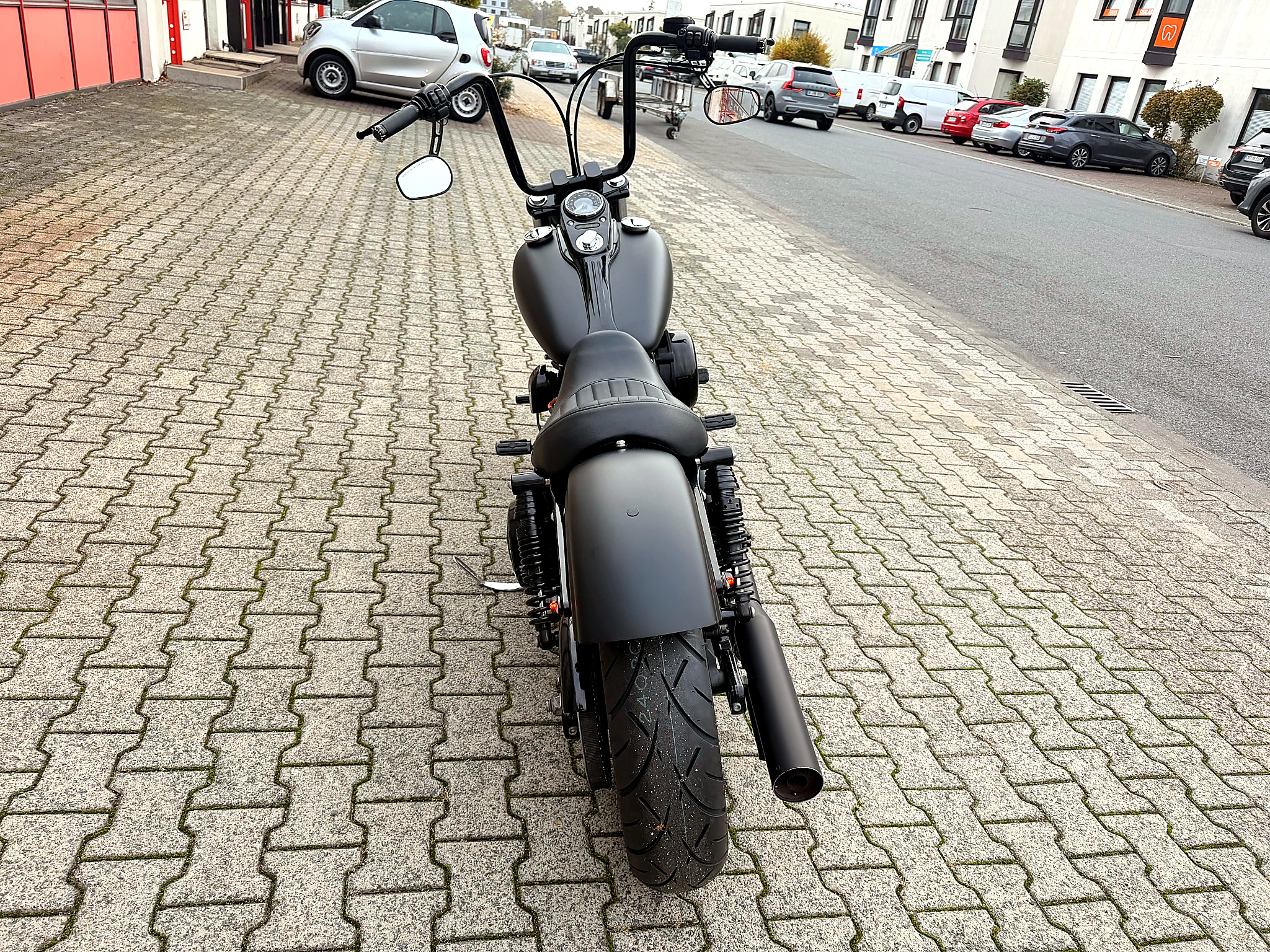 2017 Harley Davidson FXDBi Street BOB / TOP ZUSTAND / NAGELNEUE REIFEN - 12 Monate Garantie  INTEC