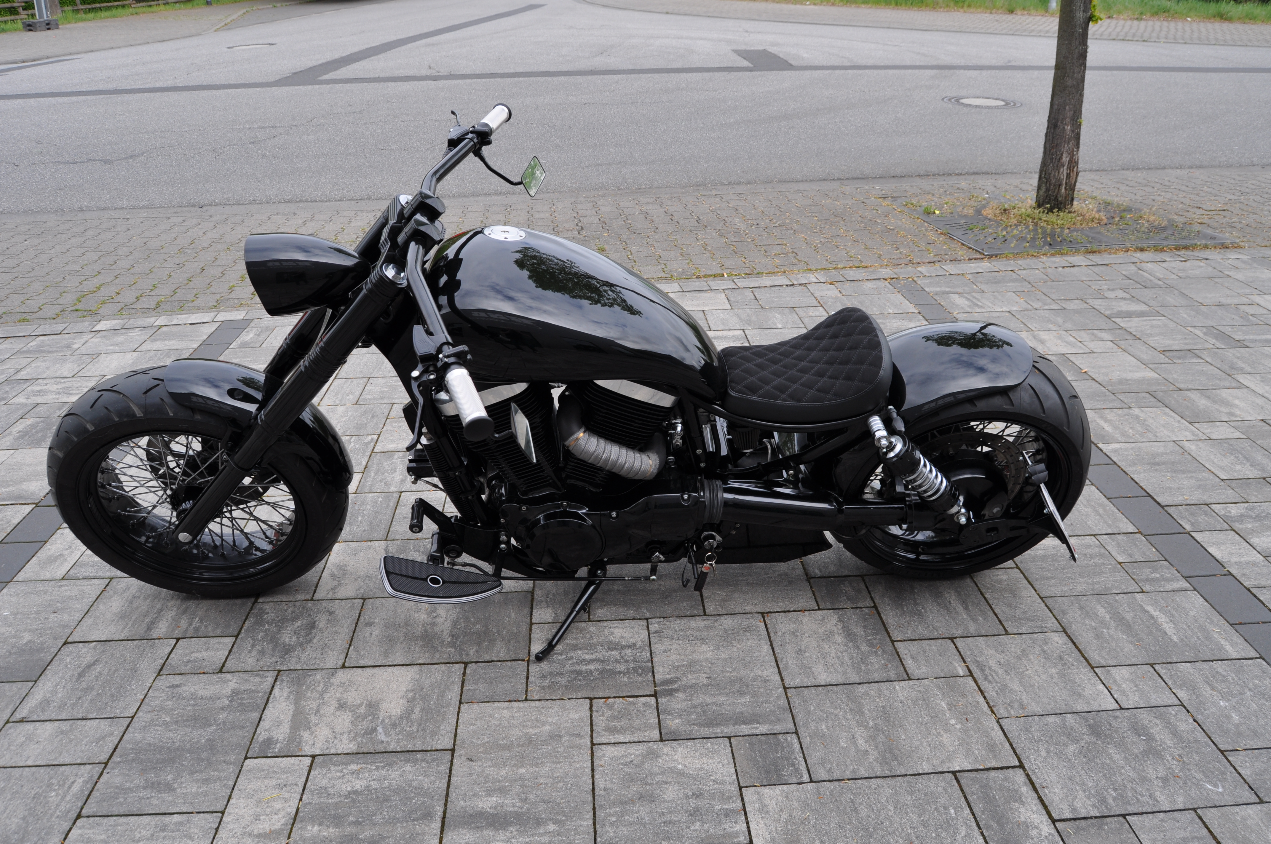94`Suzuki VS 1400 Intruder  Mega Umbau mit 280er Reifen, Thunderbike Custom Parts sehr viele Extras   + 12 Monate Garantie 