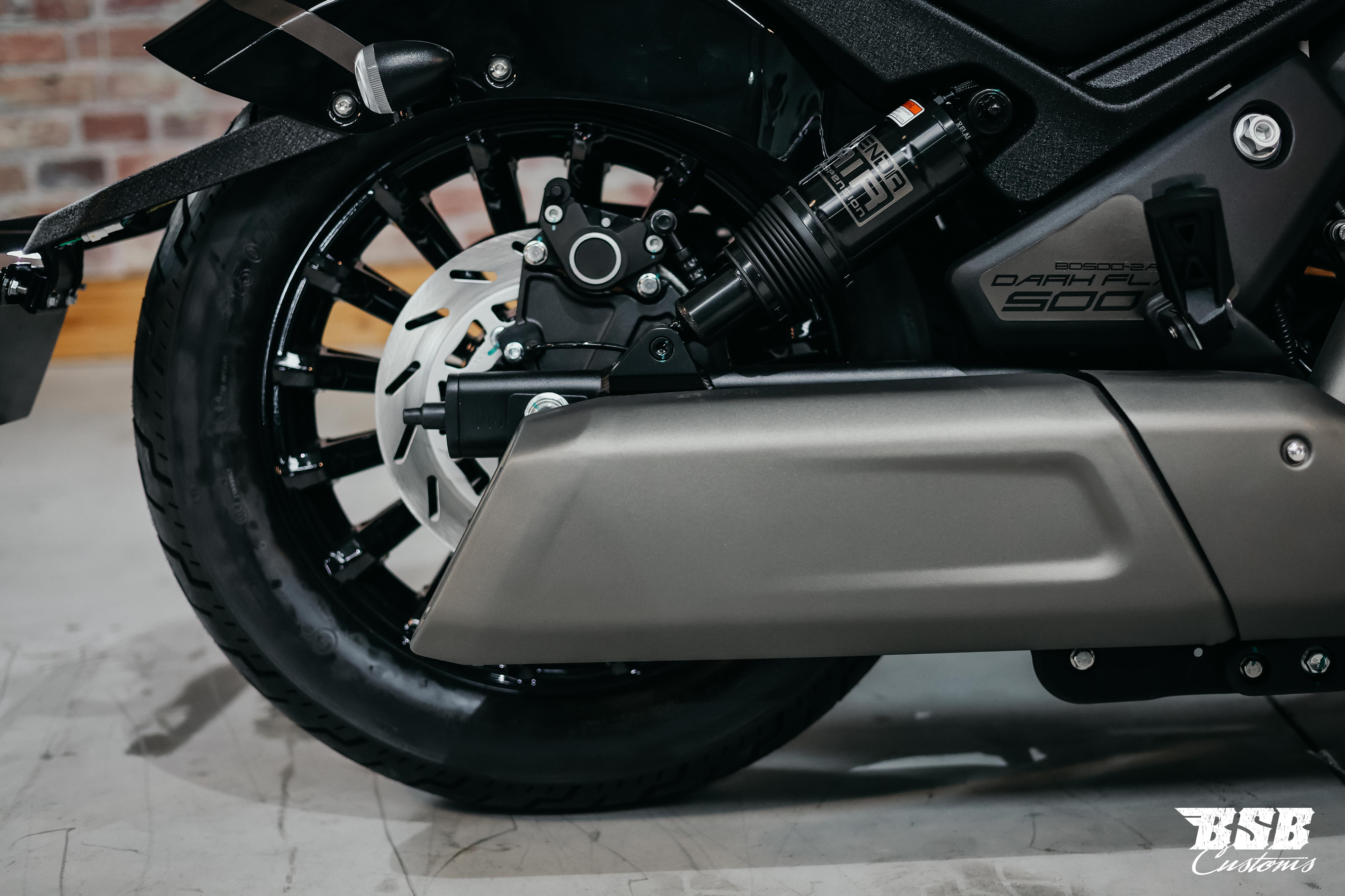 Benda Dark Flag 500 V4 - Bobber mit Stil & Power ABS/Zylinderabschaltung/Airride -modifiziert by BSB Customs NEUFAHRZEUG!!!