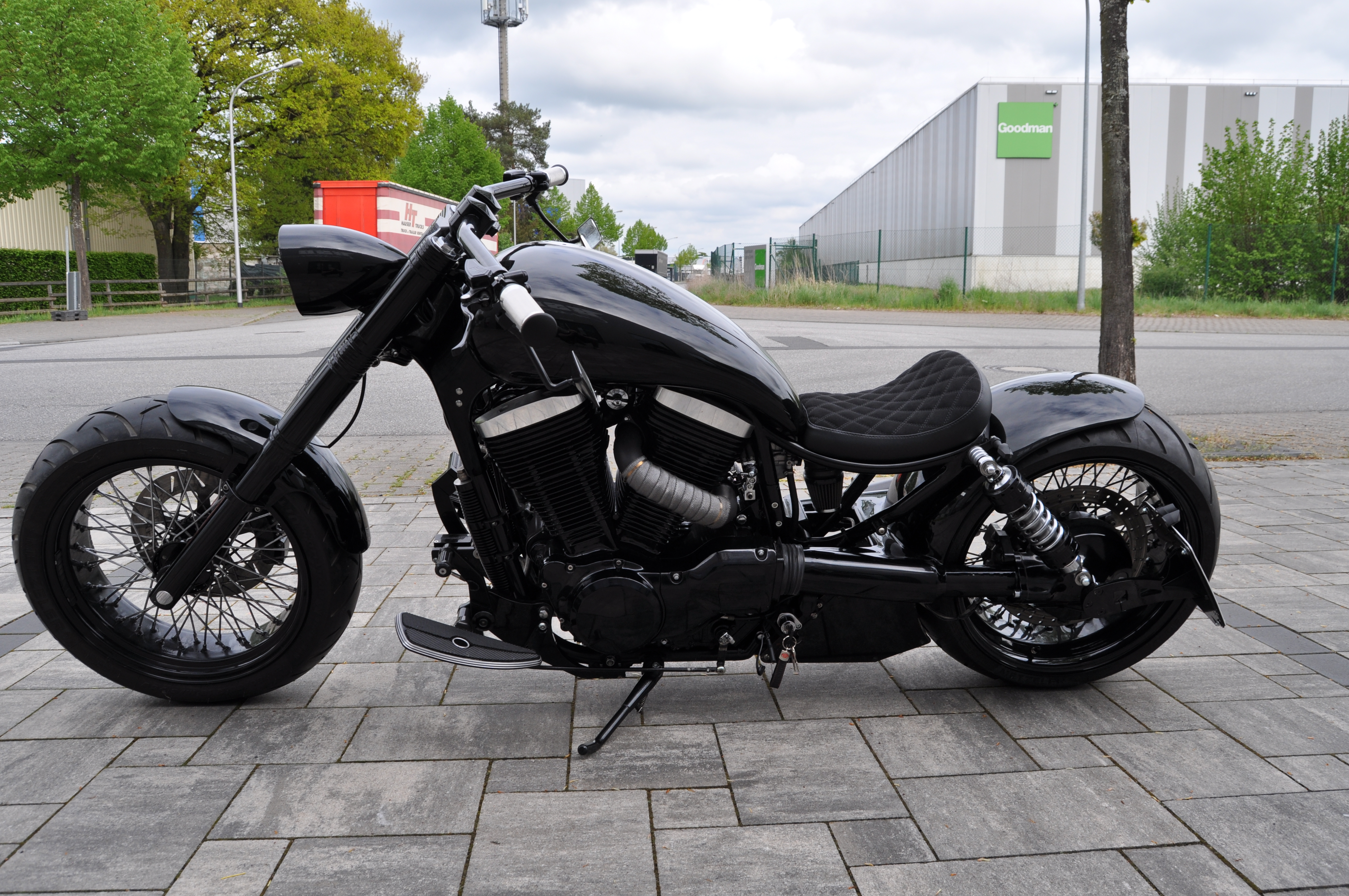 94`Suzuki VS 1400 Intruder  Mega Umbau mit 280er Reifen, Thunderbike Custom Parts sehr viele Extras   + 12 Monate Garantie 