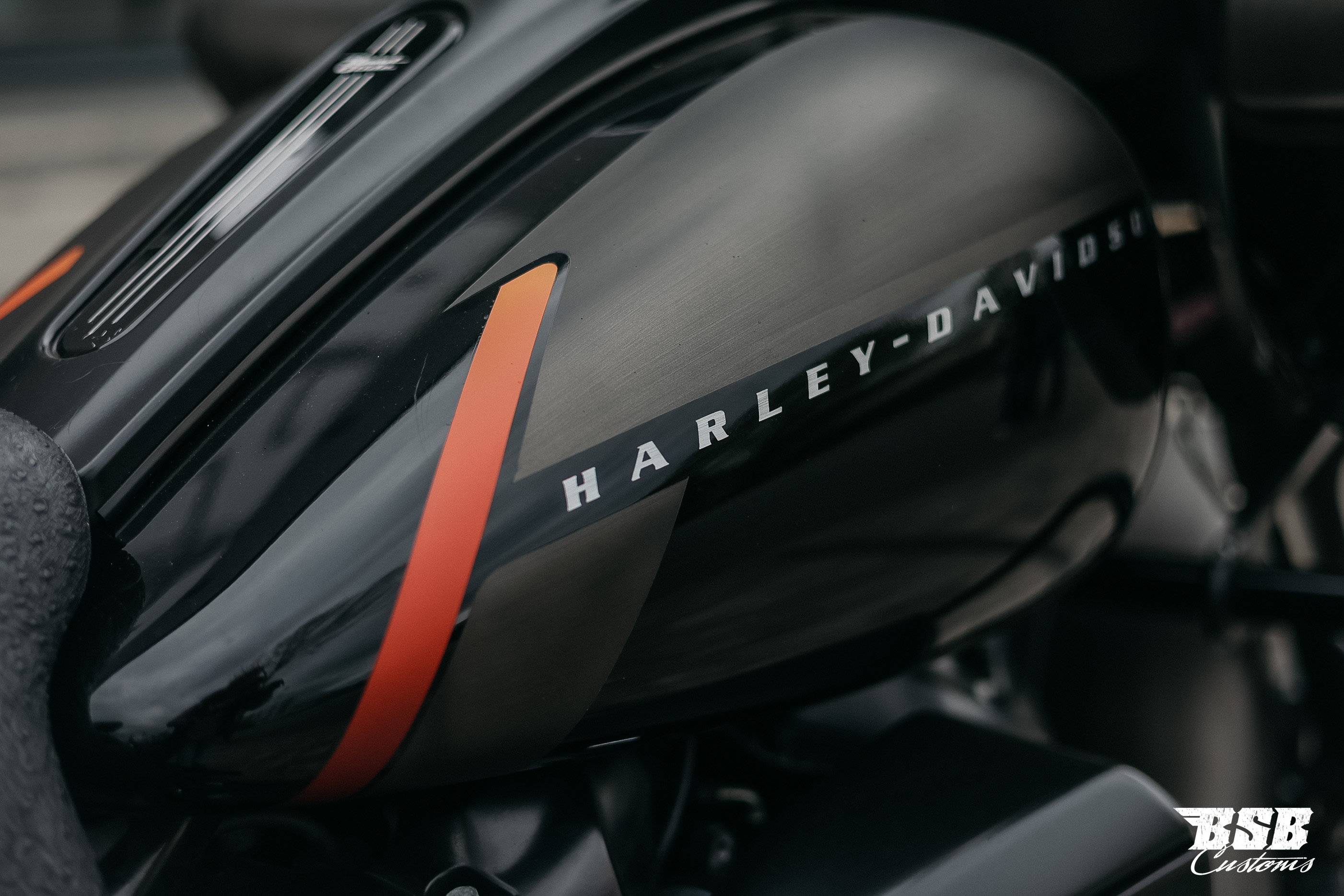2018 FLTR ROAD GLIDE 107 CUI  mit Jekill&Hyde Anlage // Airride // Airbrush // Garantie 