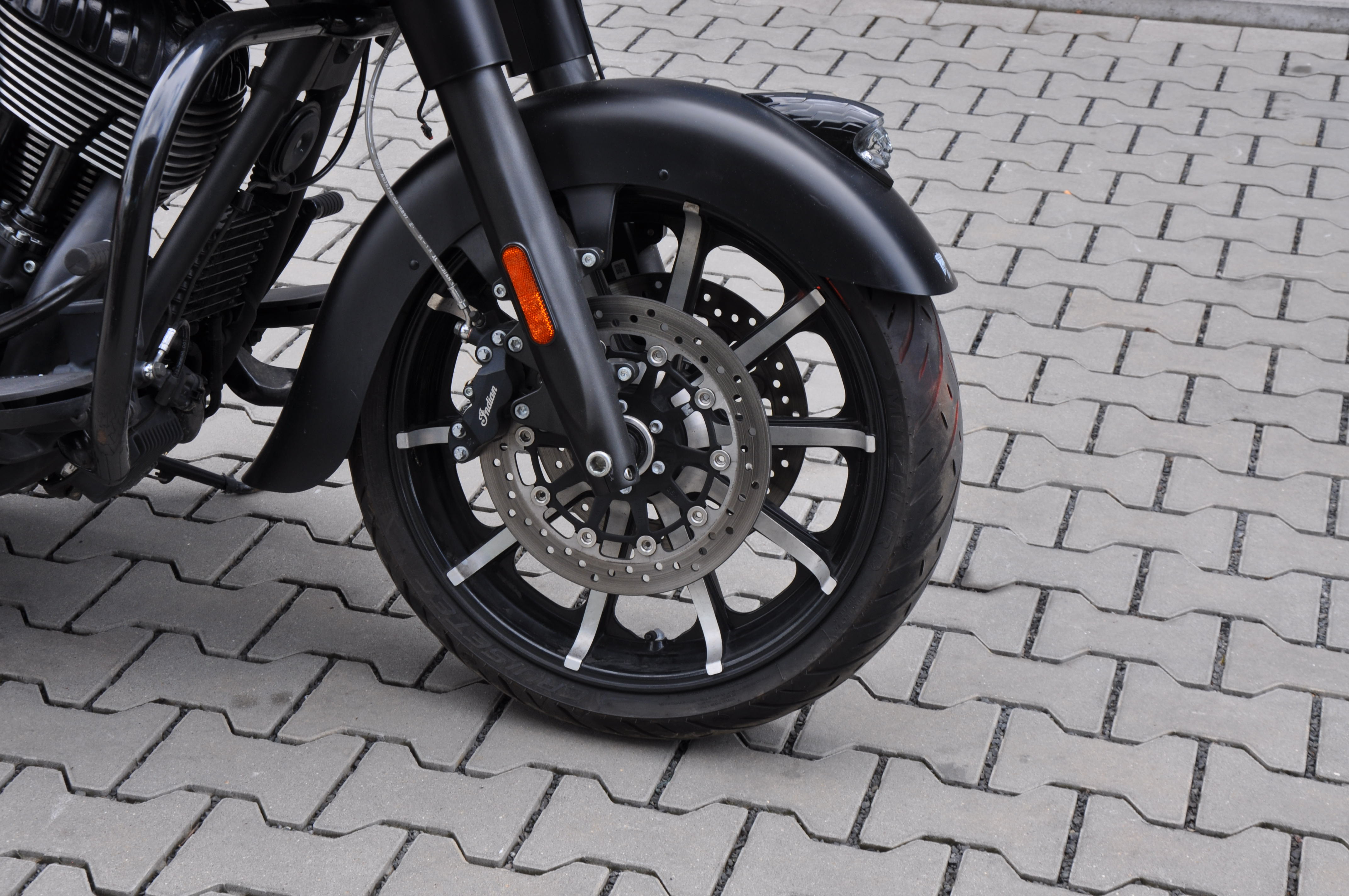 DSC_0588lVHbW6vNJTCQP 2019 Indian Chieftain DARK HORSE mit Jekill&Hyde Anlage