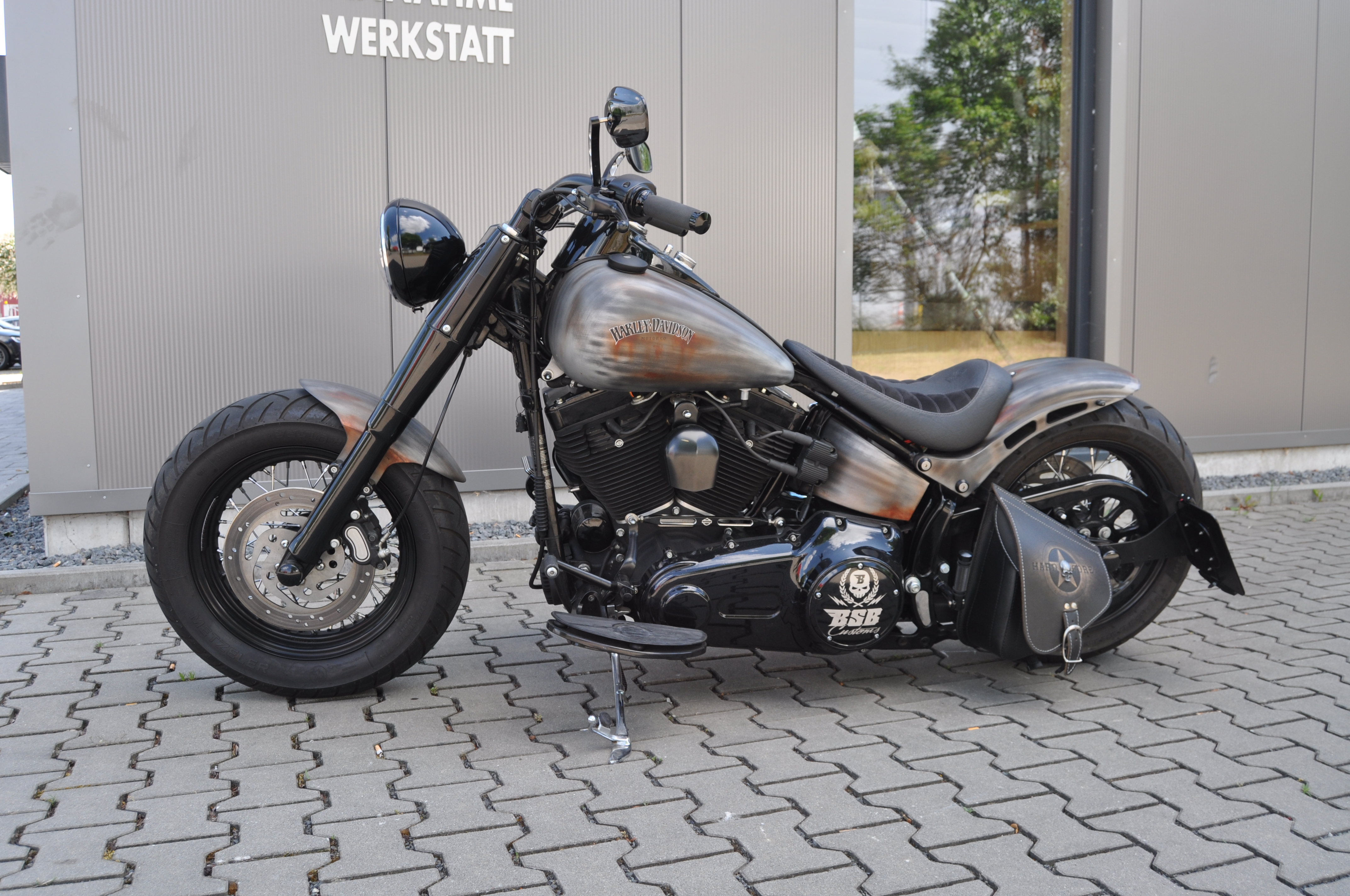 2014  Harley Davidson Softail SLIM  mit Mega Umbau // JEKILL&Hyde  // Sonderlackierung und  12 Monate Garantie 