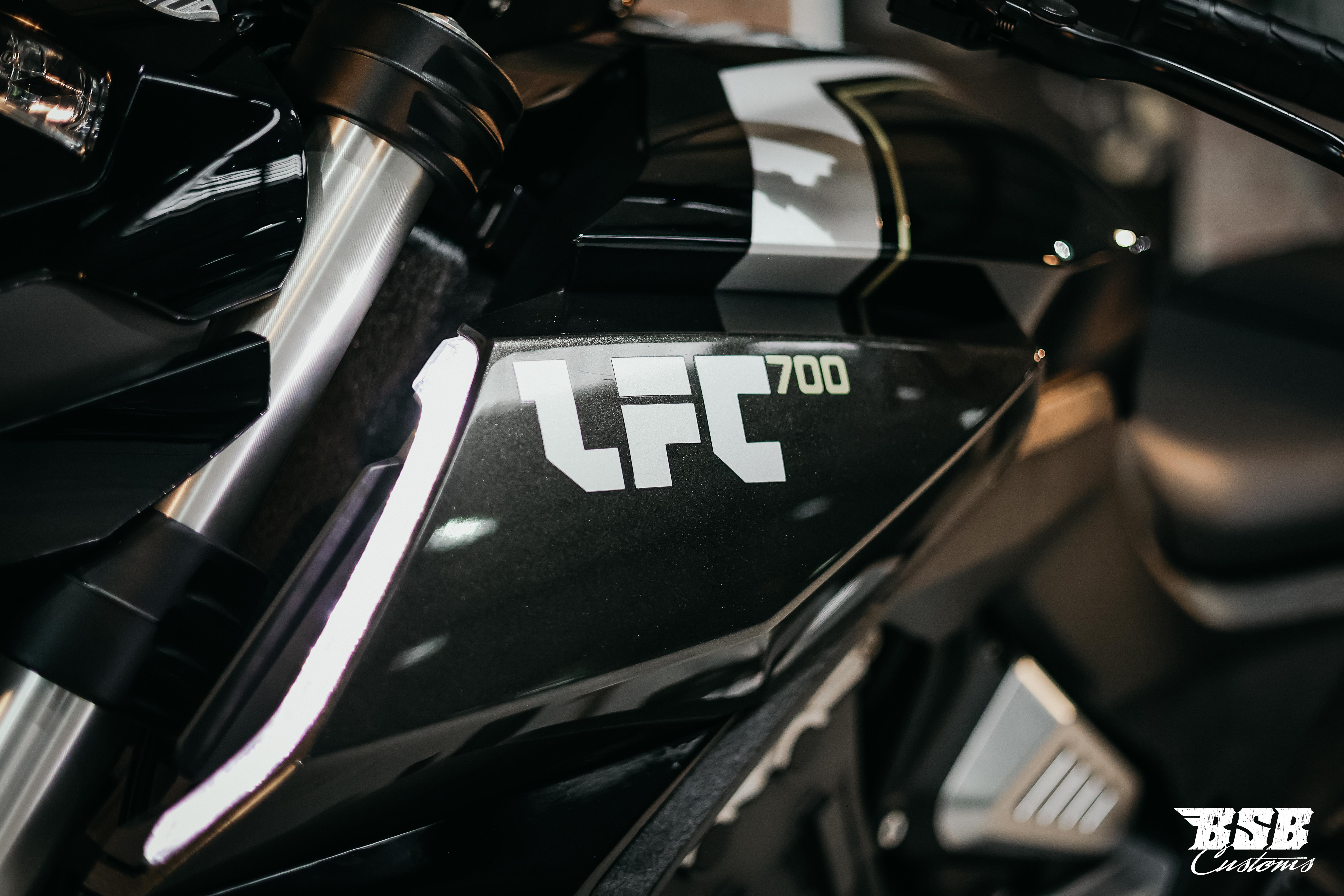 Benda LFC 700 – Der Power-Cruiser der Extraklasse 310-er Hi-Reifen, ABS / TFT/ Anti-Hopping Kupplung modifiziert by BSB Customs NEUFAHRZEUG!!! 
