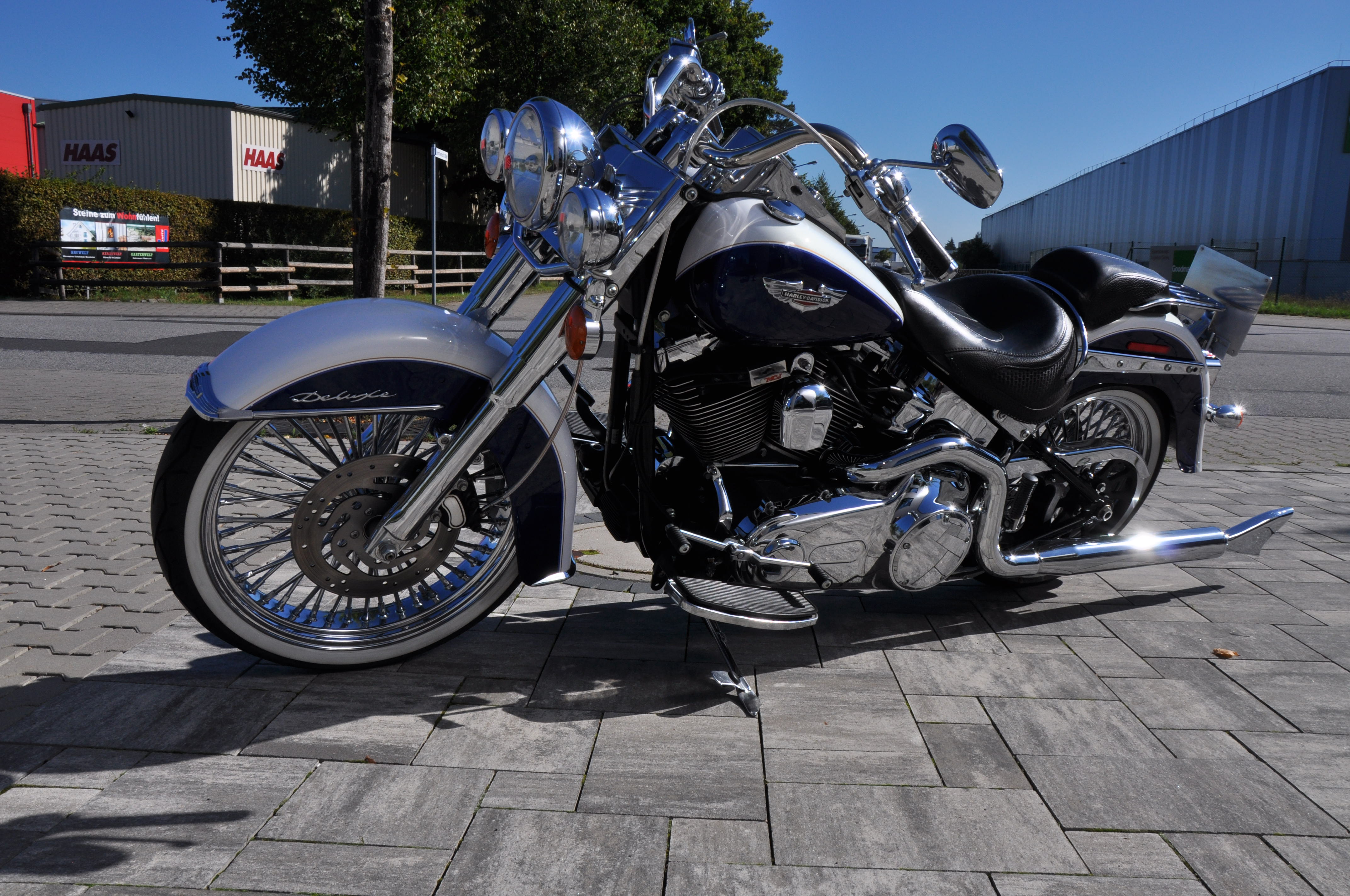 DSC_0010cSavIBF1o6Olb 2008 FLSTN Softail Deluxe mit MCJ Anlage Big Spoke Felgen deut. Ausführung + Garantie