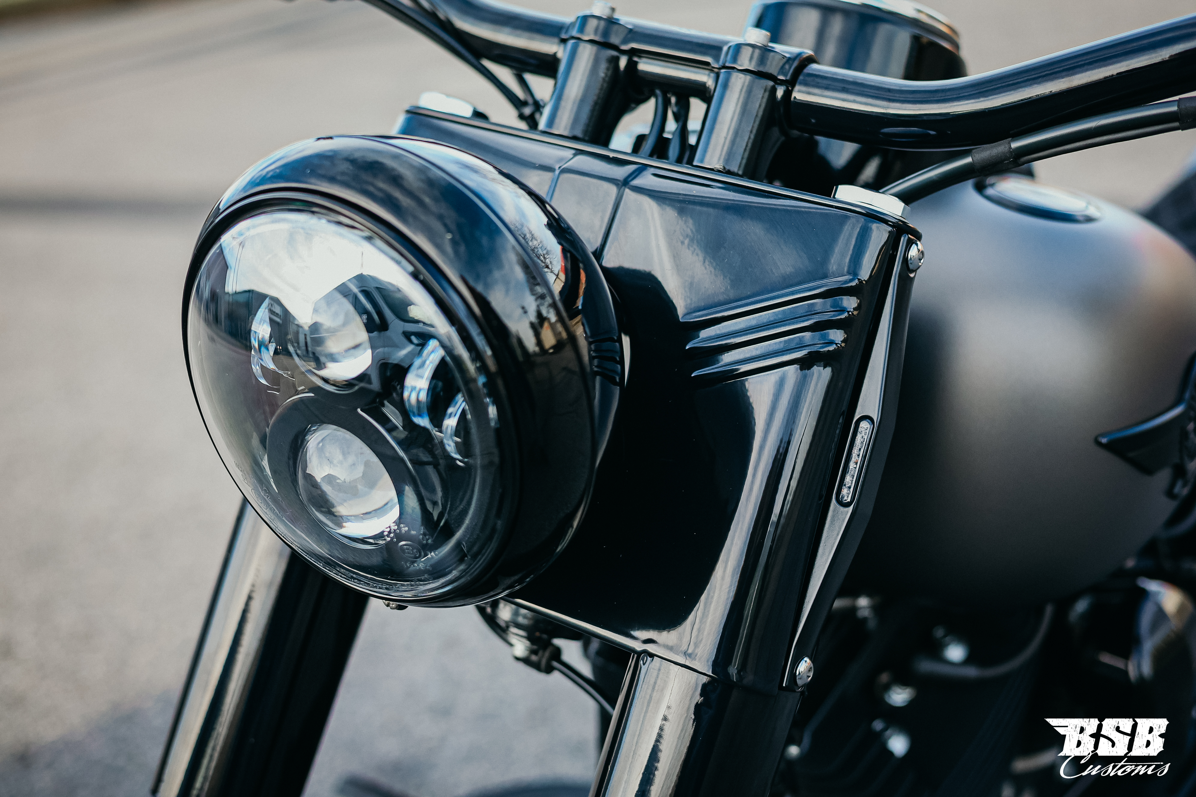 2014 Harley Davidson FLS Softail SLIM 103 CUI Mega-Umbau  ///  Finanzierung ab 3,99% möglich  ab 300 eur / mtl.