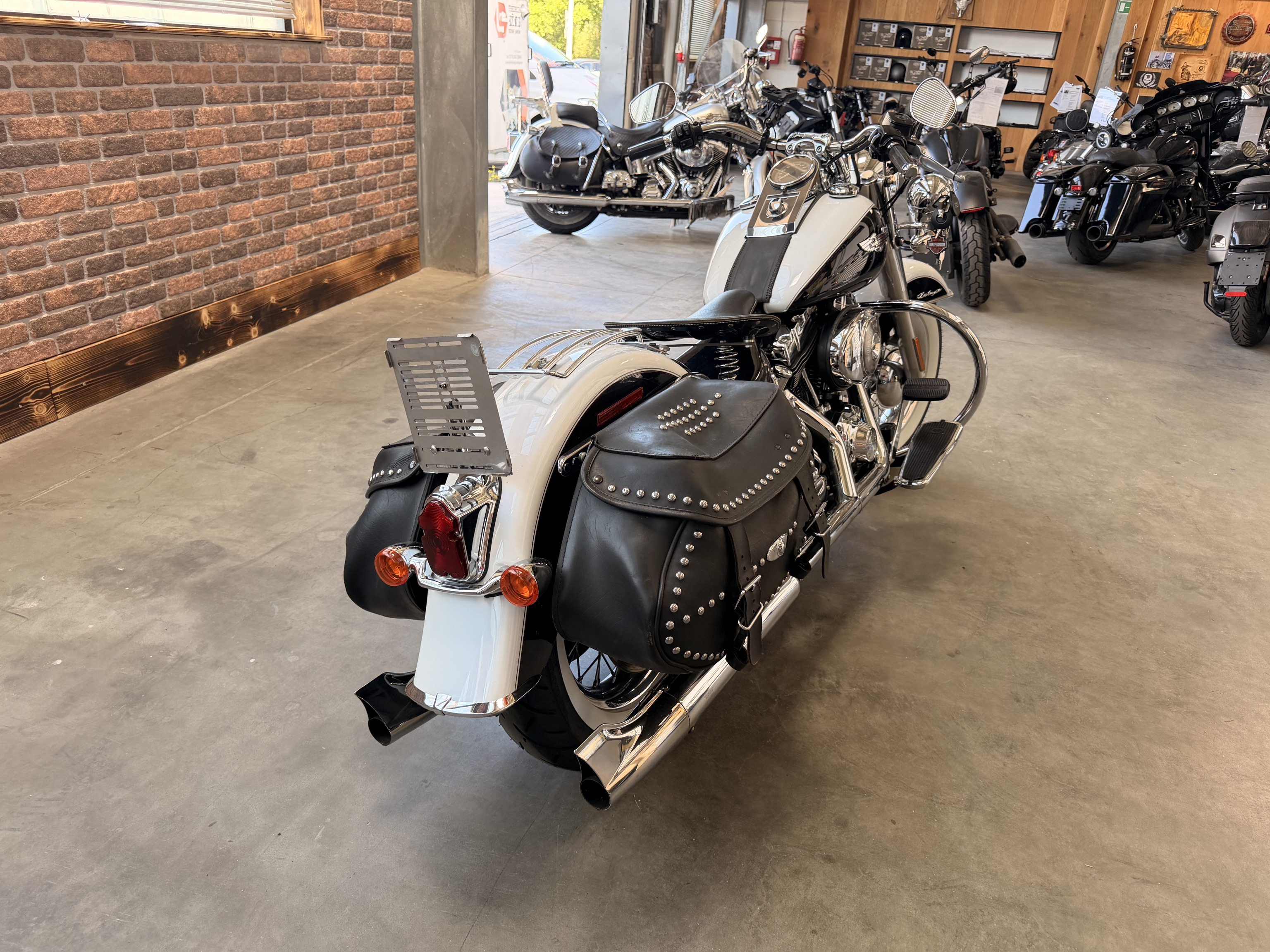 2005 Harley Davidson FLSTNi SOFTAIL DELUXE  5HD1 - TOP ZUSTAND -mit viel Zubehör bereits ab 195 EUR finanzieren 