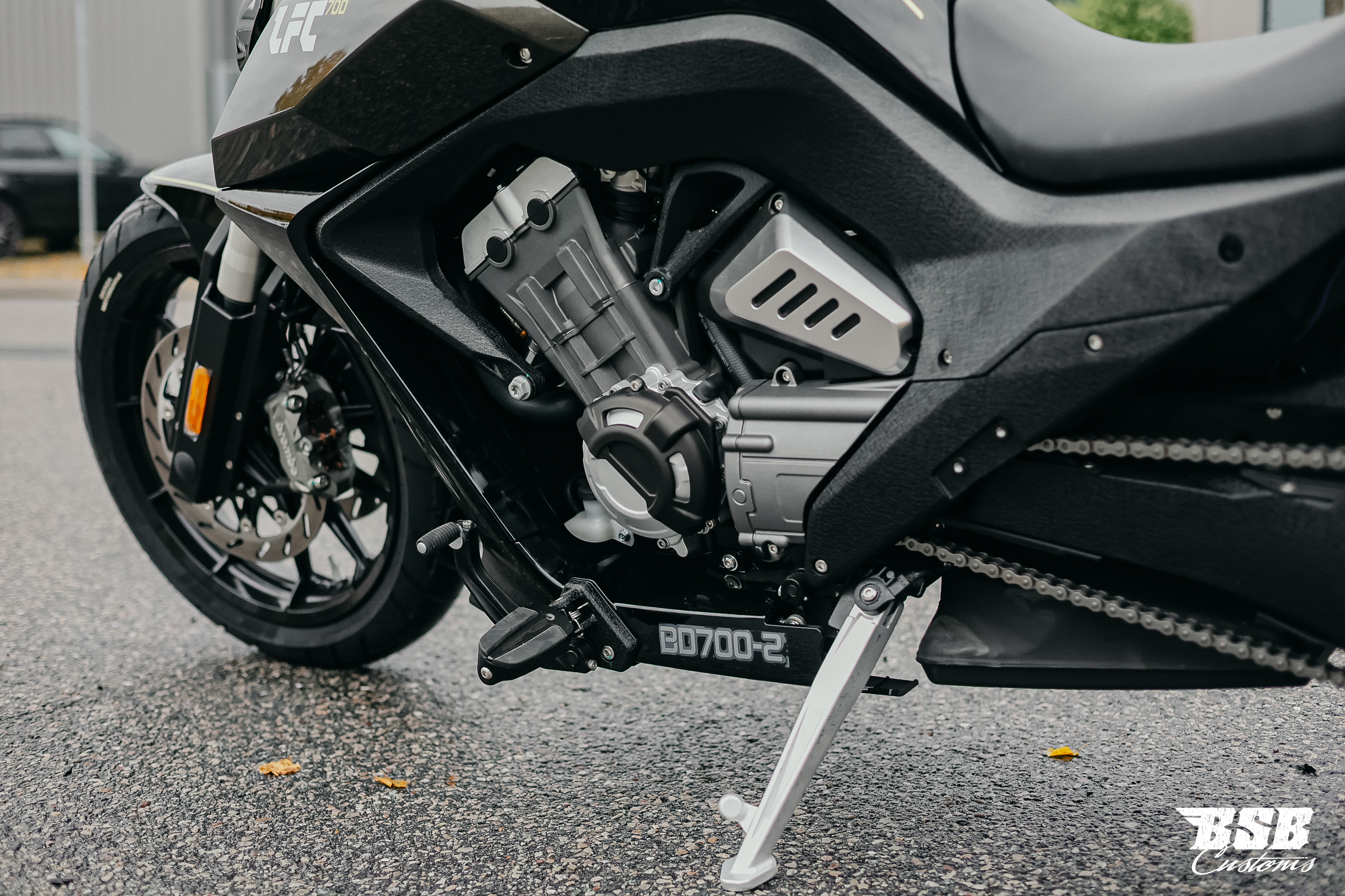 Benda LFC 700 – Der Power-Cruiser der Extraklasse 310-er Hi-Reifen, ABS / TFT/ Anti-Hopping Kupplung modifiziert by BSB Customs NEUFAHRZEUG!!! 