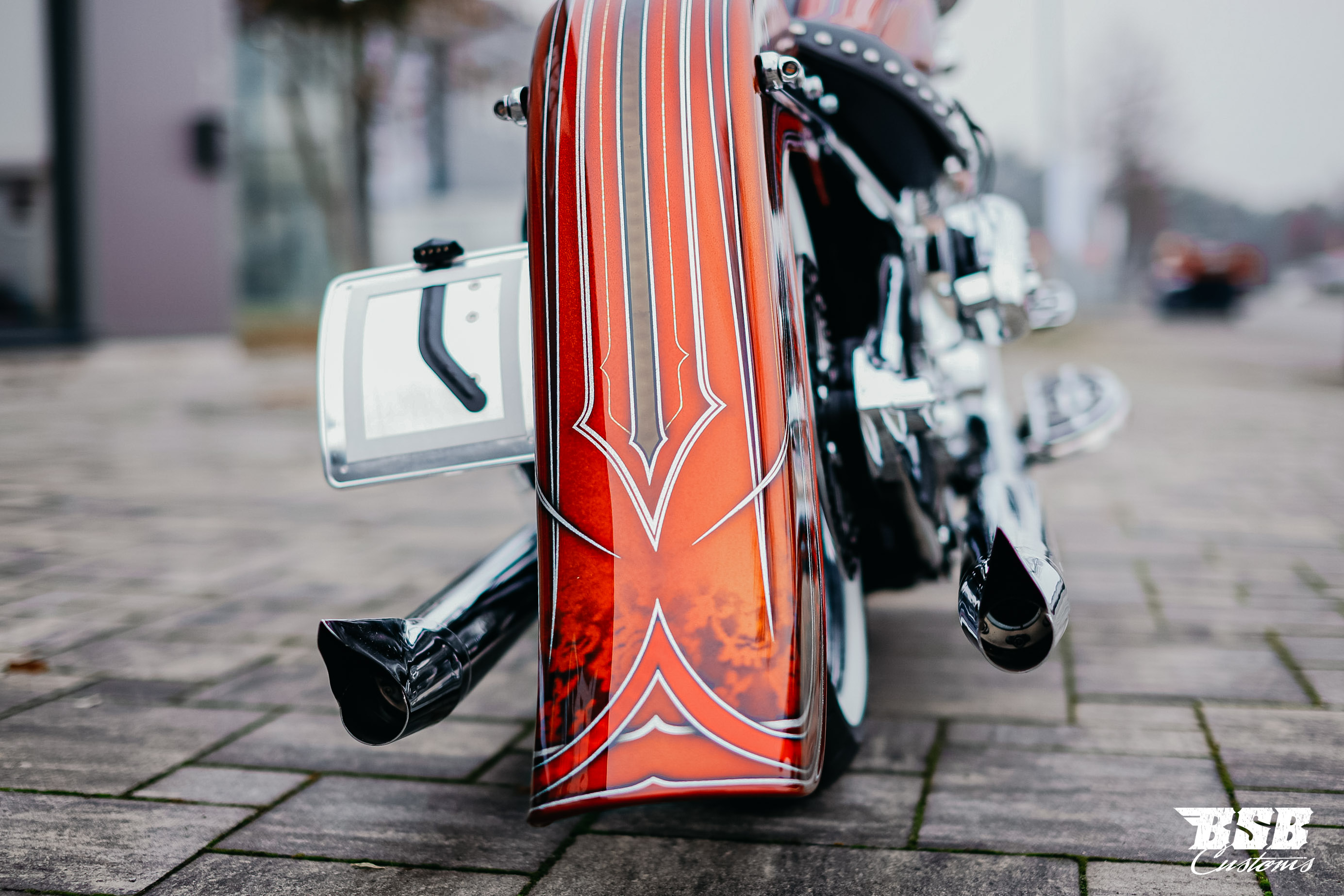 2014 Softail "La Roja"  Mexican Chicano Style Umbau by BSB Customs  sehr viele Extras... ab 345 EUR finanzieren* 