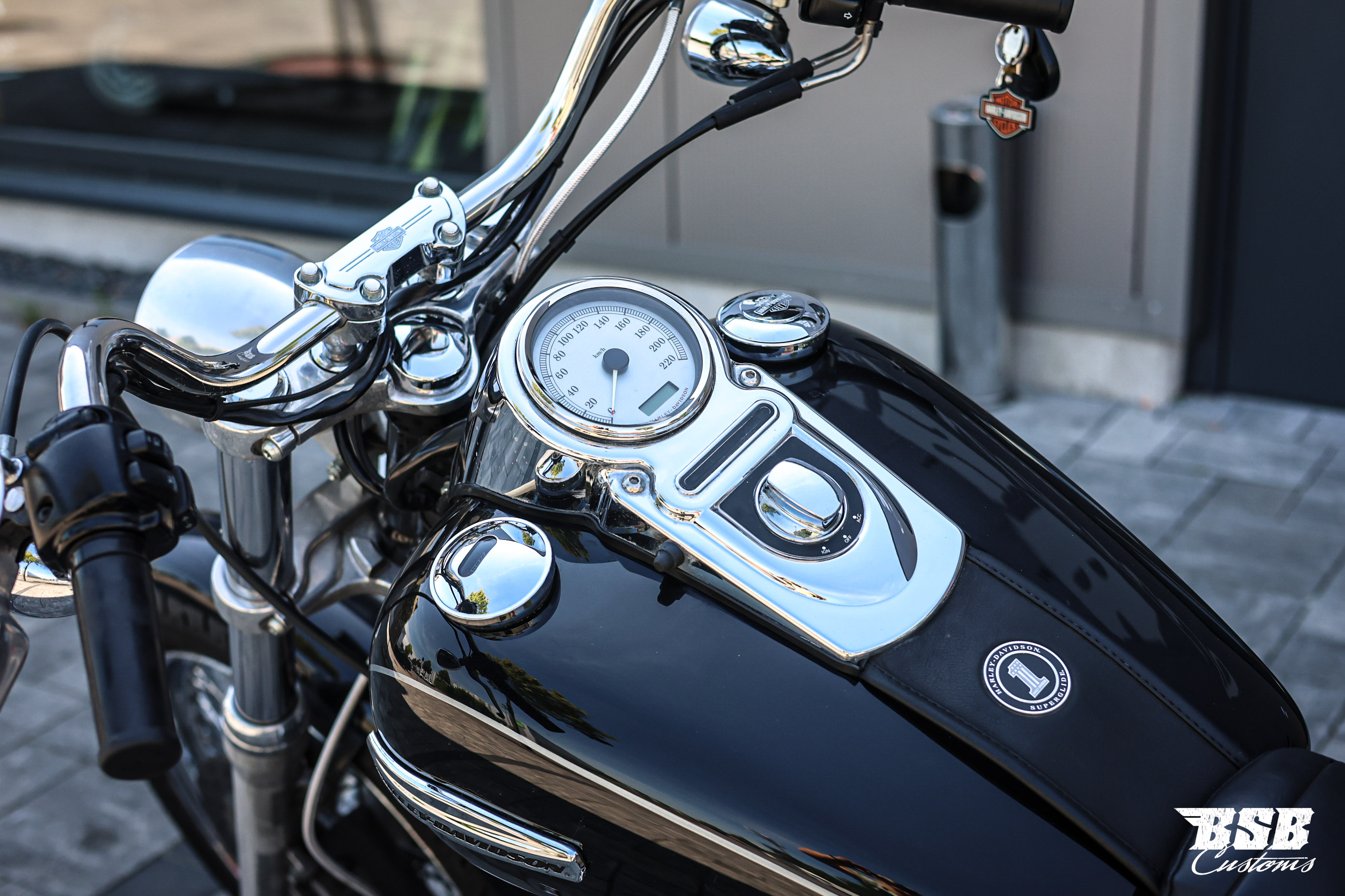 2007 Harley davidson FXDC Dyna Custom - Top Zustand - 1 Hand - 5HD1 2007 Harley davidson FXDC Dyna Custom - Top Zustand - 1 Hand - 5HD1