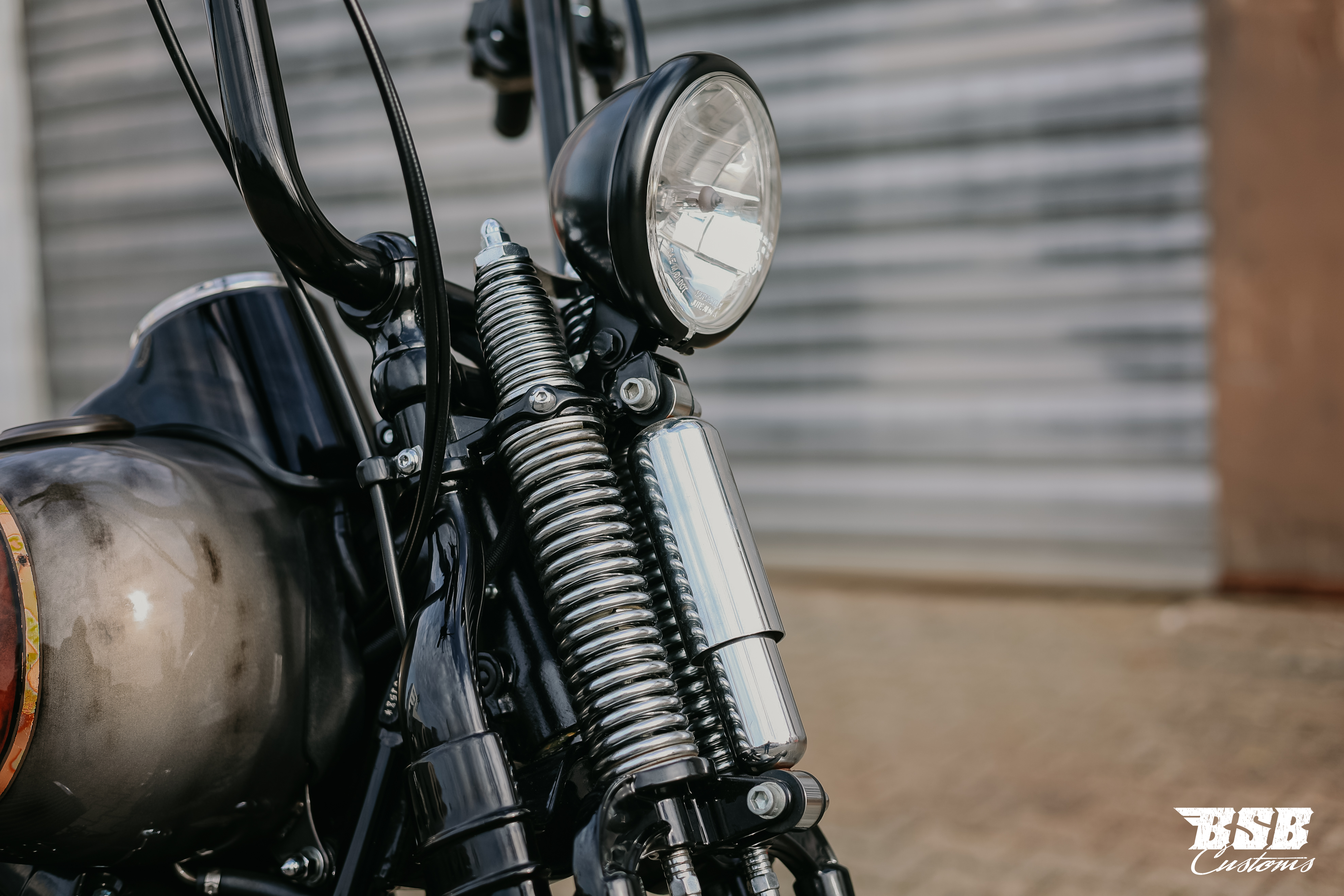 Harley-Davidson FLSB Cross Bones – letztes Baujahr | 5HD1 | 1. Hand |  exklusiver Custom-Umbau