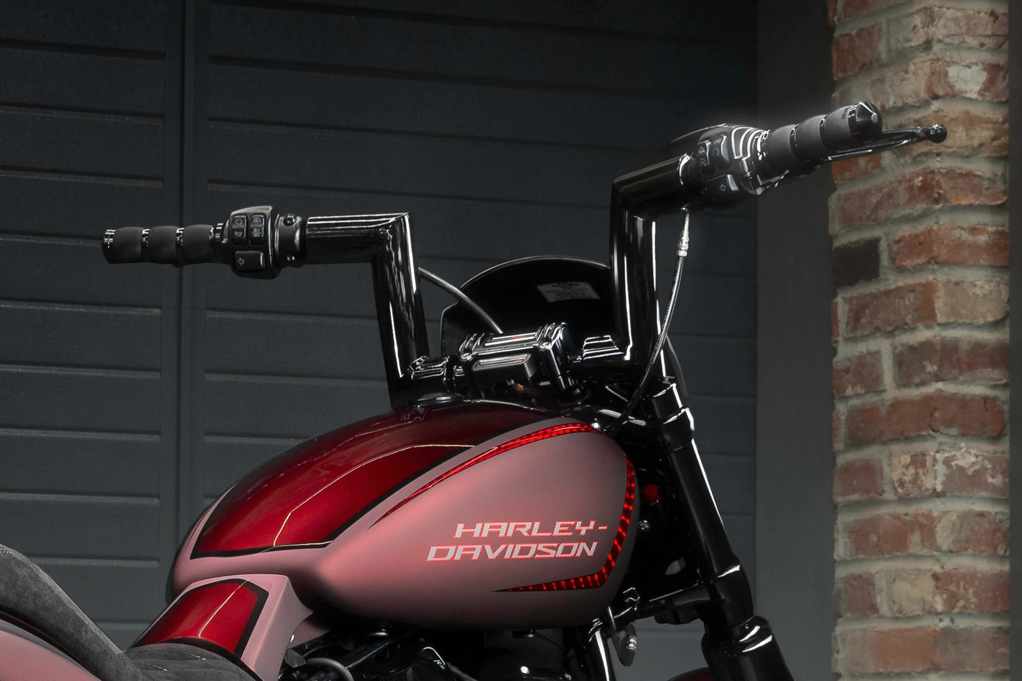 Harley-Davidson Softail 2025 - 2026 Monarch 2" Fat Bars – Lenker für Modelle mit 1-Zoll Risern