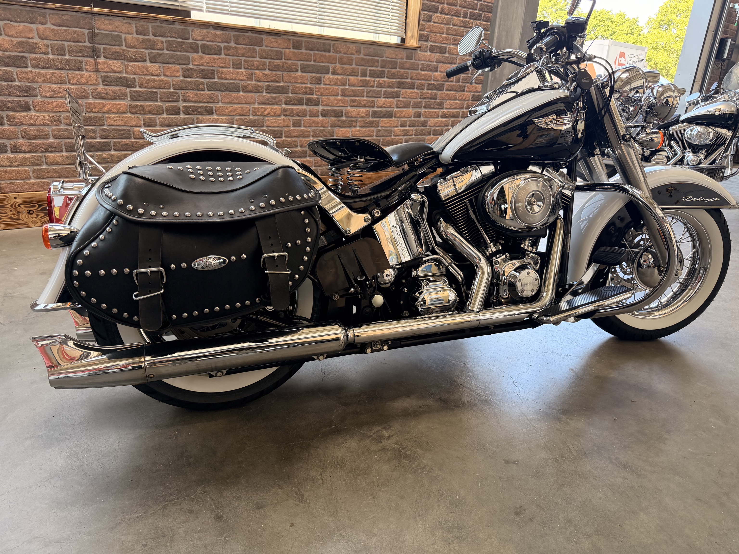 2005 Harley Davidson FLSTNi SOFTAIL DELUXE  5HD1 - TOP ZUSTAND -mit viel Zubehör bereits ab 195 EUR finanzieren 