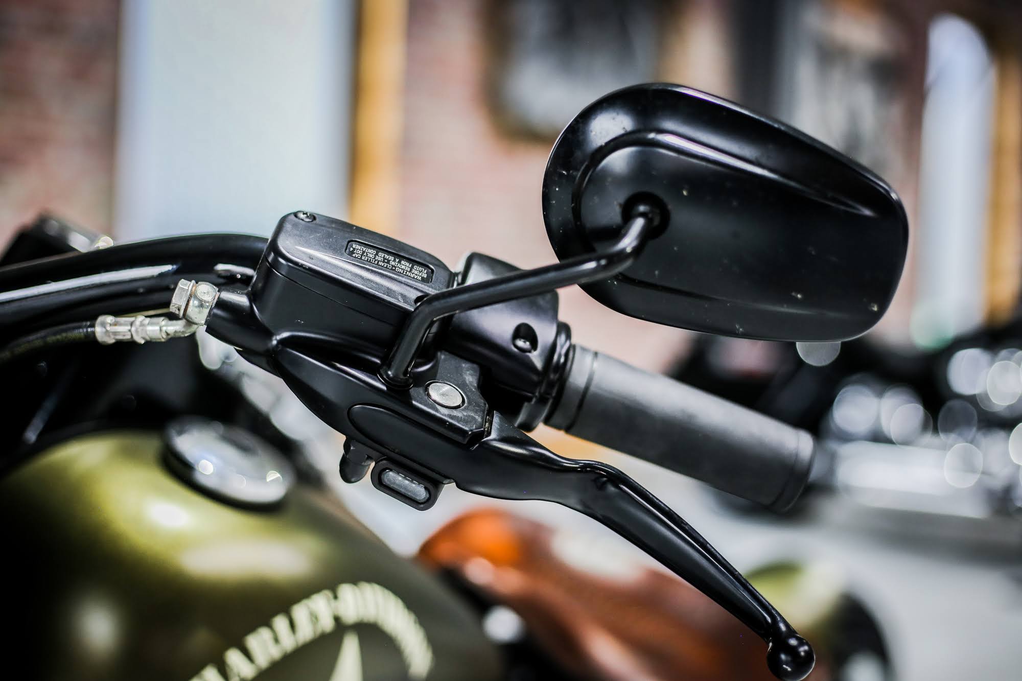 Mini LED Blinker unter der Armatur für Harley davidson Softail 2015-2020 und Touring 2009-2016 schwarz 