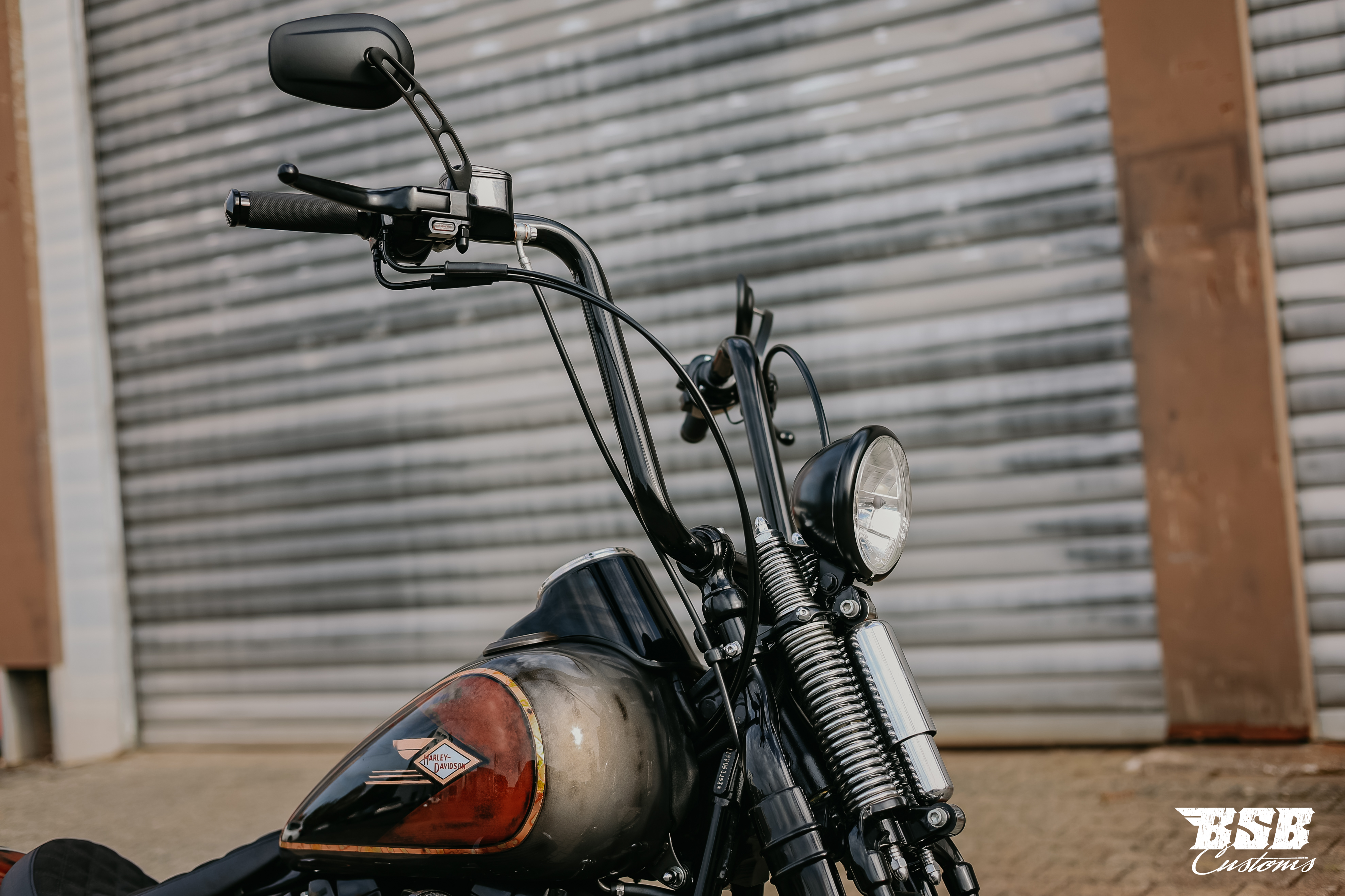 Harley-Davidson FLSB Cross Bones – letztes Baujahr | 5HD1 | 1. Hand |  exklusiver Custom-Umbau