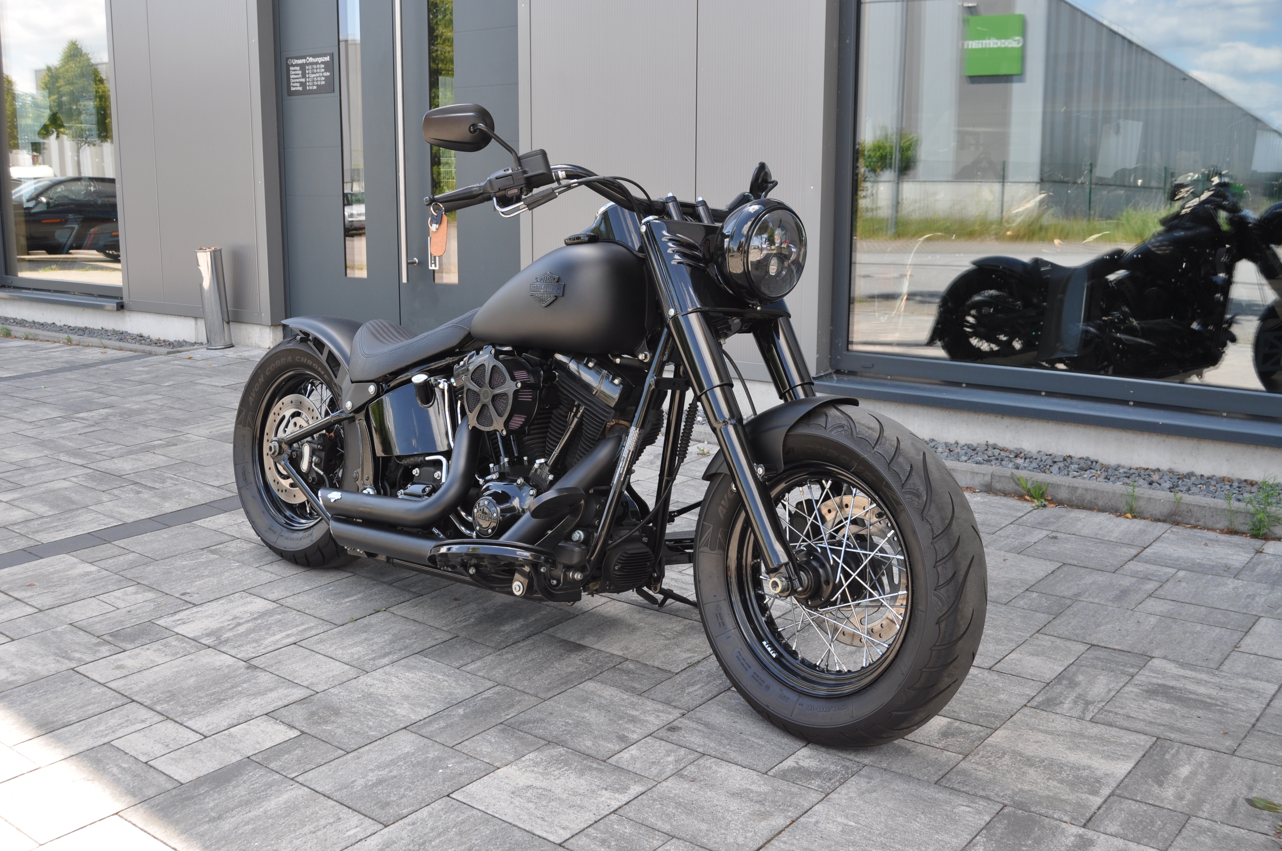 2012  Harley Davidson Softail SLIM  mit Mega Umbau 200 Hi-Reifen //  12 Monate Garantie 