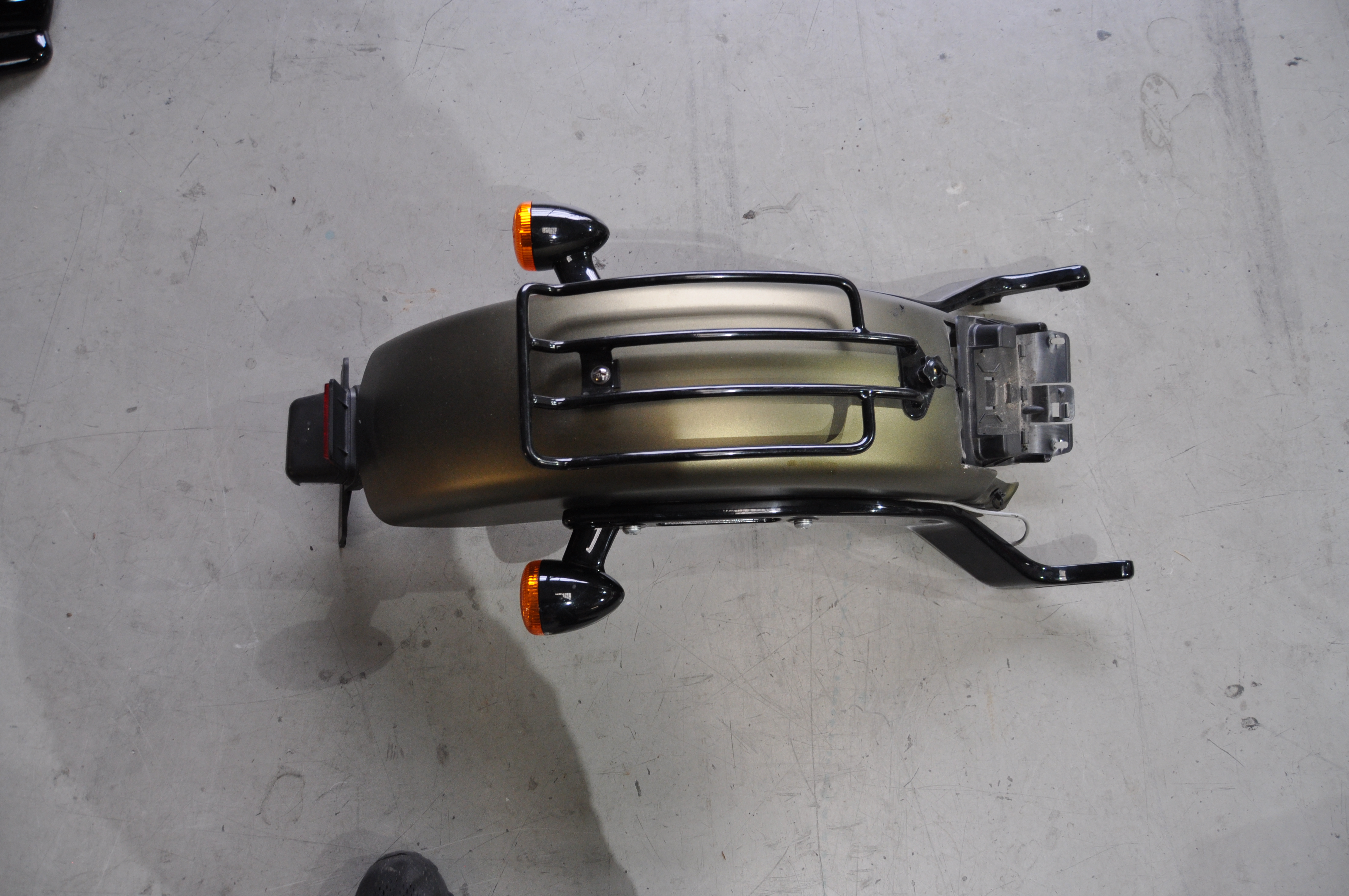 Harley-Davidson Softail FLS SLM Heckfender inkl. Blinker – Baujahr 2016 (ohne Gepäckträger)