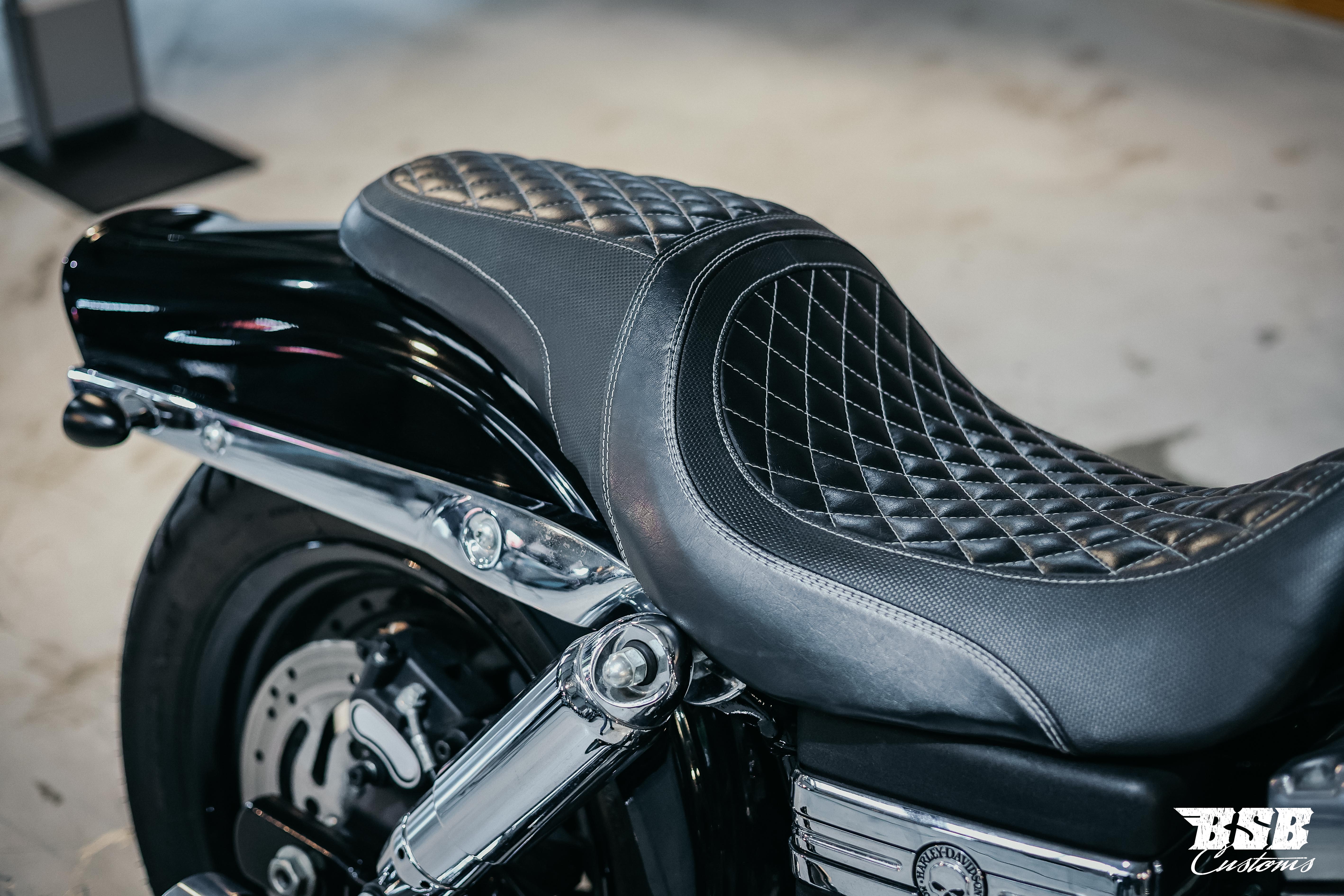 2008 Harley Davidson FXDF FAT BOB 5HD1.. TOP Zustand // Kess Tech Anlage / Airbrush Lackierung