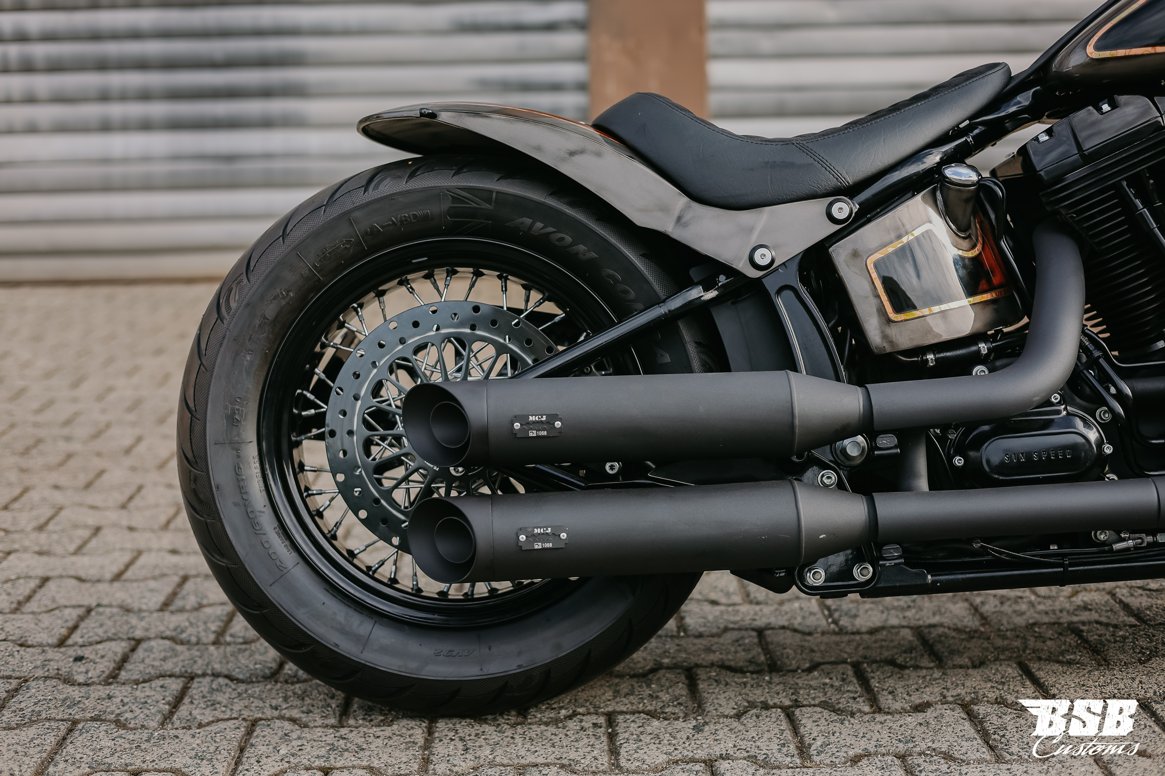 Harley-Davidson FLSB Cross Bones – letztes Baujahr | 5HD1 | 1. Hand |  exklusiver Custom-Umbau