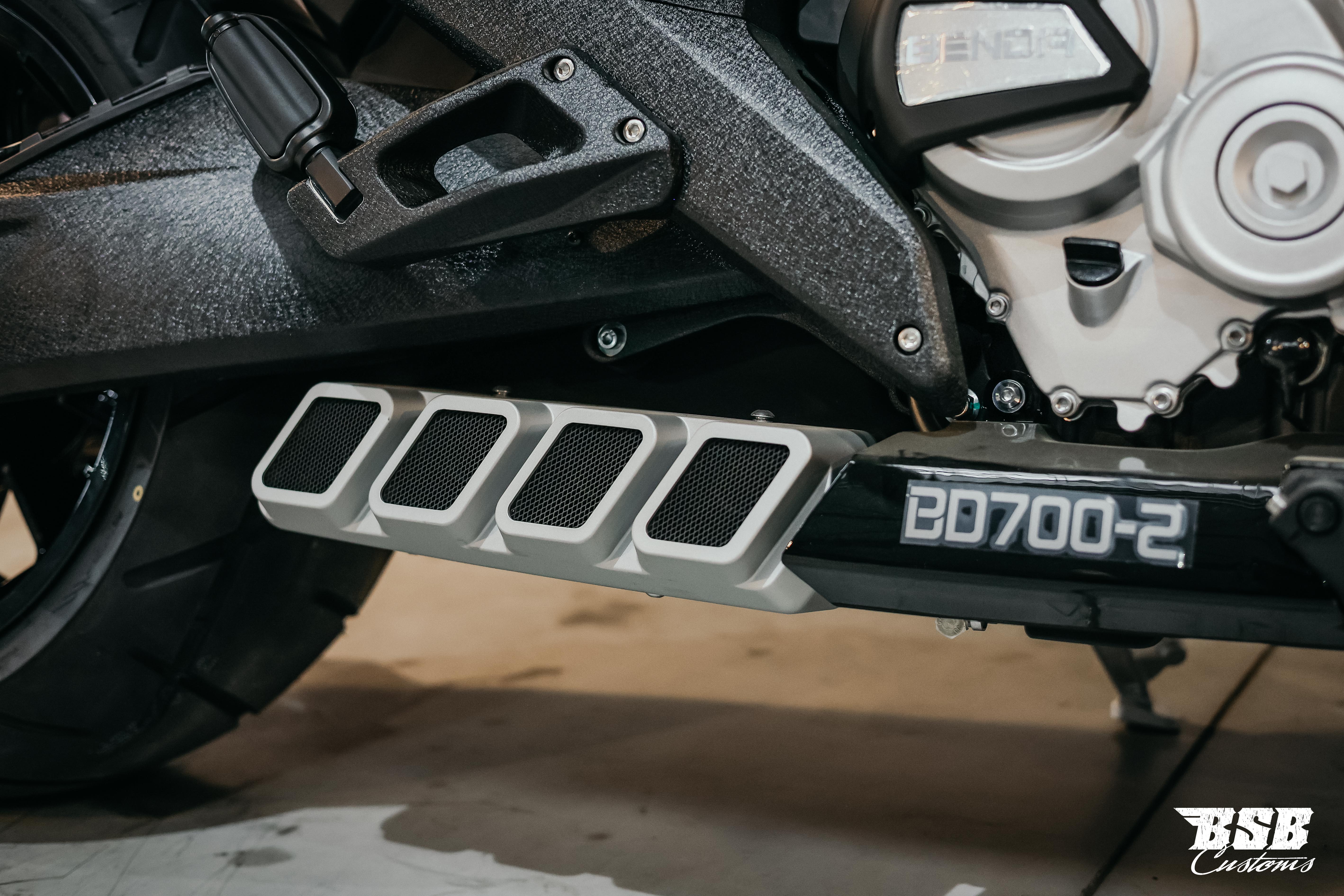 Benda LFC 700 – Der Power-Cruiser der Extraklasse 310-er Hi-Reifen, ABS / TFT/ Anti-Hopping Kupplung modifiziert by BSB Customs NEUFAHRZEUG!!! 