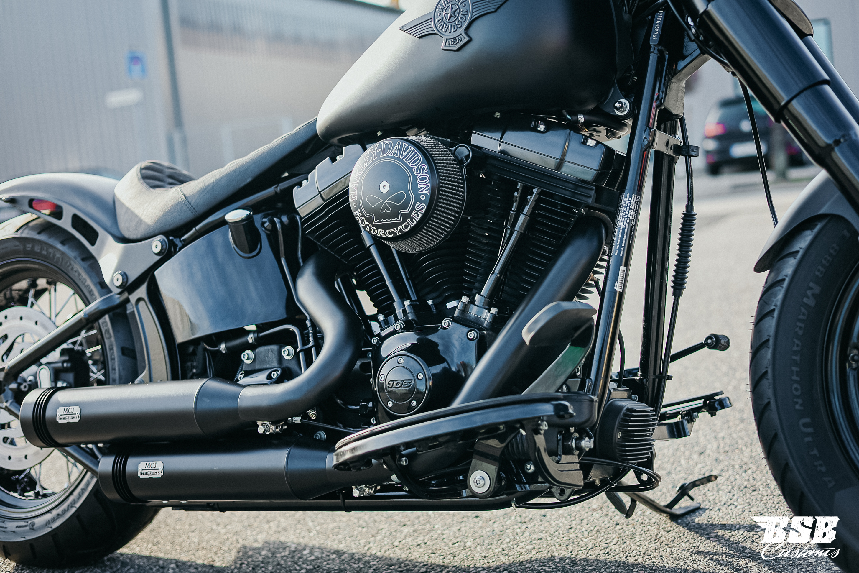 2014 Harley Davidson FLS Softail SLIM 103 CUI Mega-Umbau  ///  Finanzierung ab 3,99% möglich  ab 300 eur / mtl. 