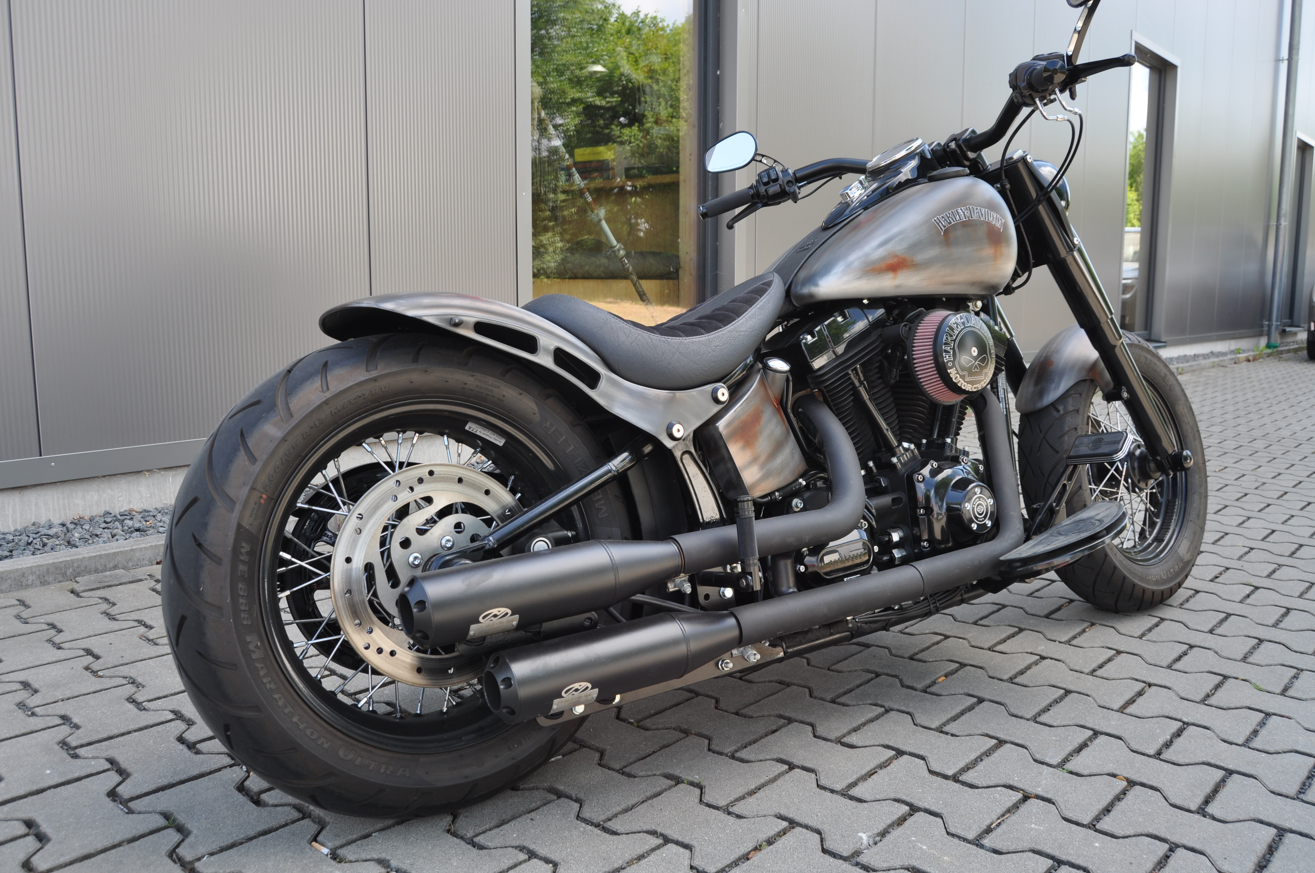 2014  Harley Davidson Softail SLIM  mit Mega Umbau // JEKILL&Hyde  // Sonderlackierung und  12 Monate Garantie 