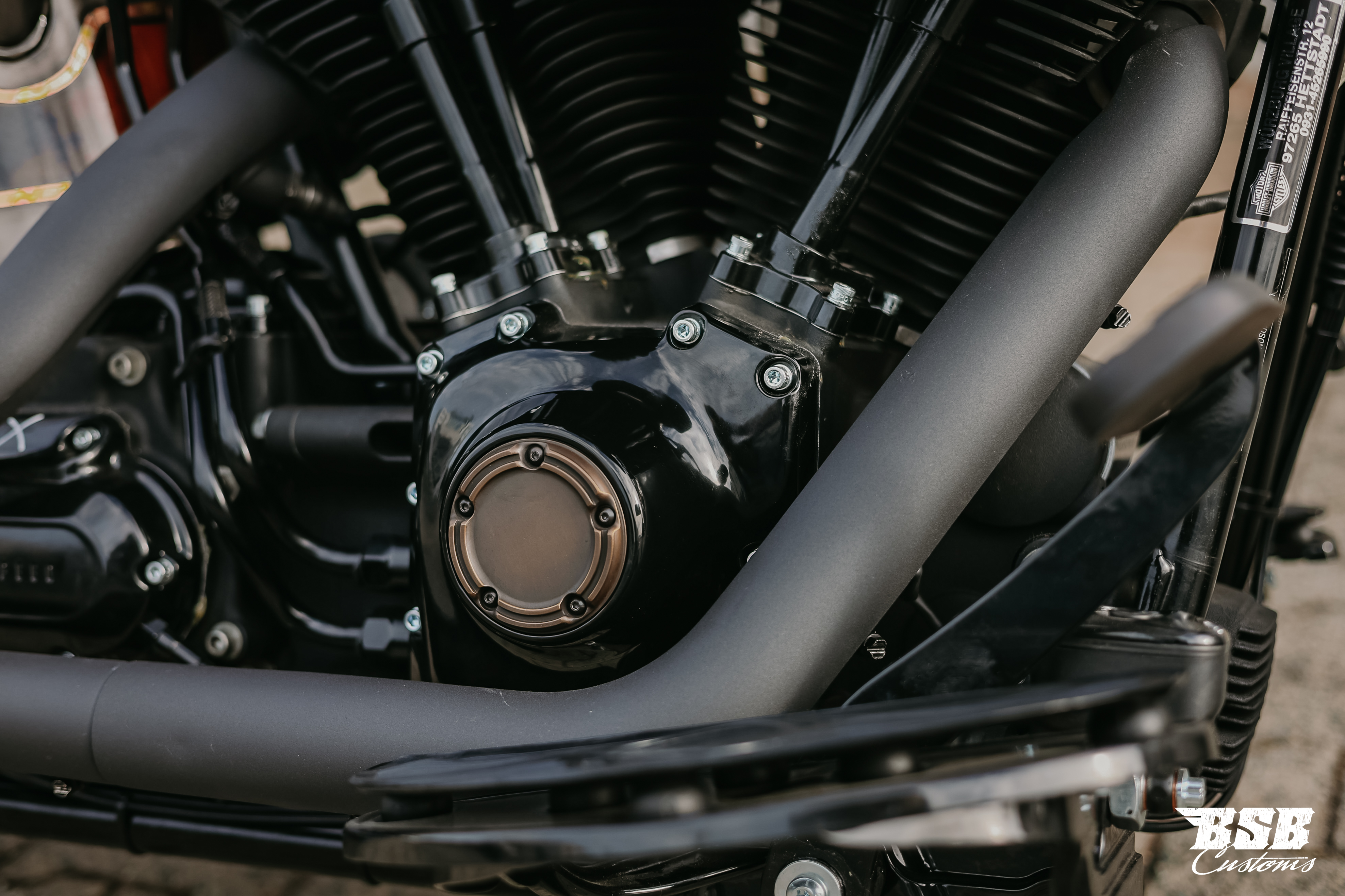 Harley-Davidson FLSB Cross Bones – letztes Baujahr | 5HD1 | 1. Hand |  exklusiver Custom-Umbau