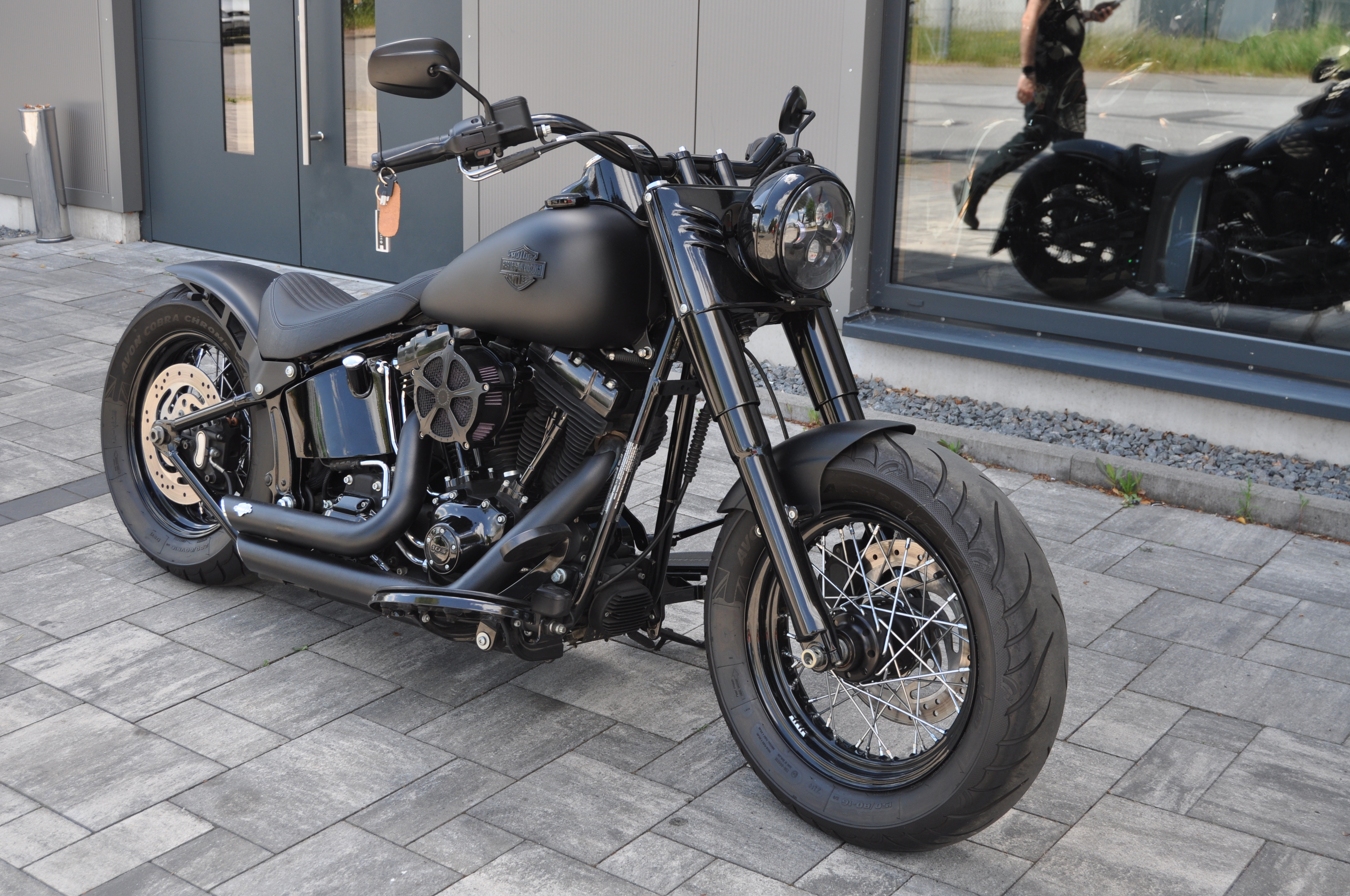 2012  Harley Davidson Softail SLIM  mit Mega Umbau 200 Hi-Reifen //  12 Monate Garantie 