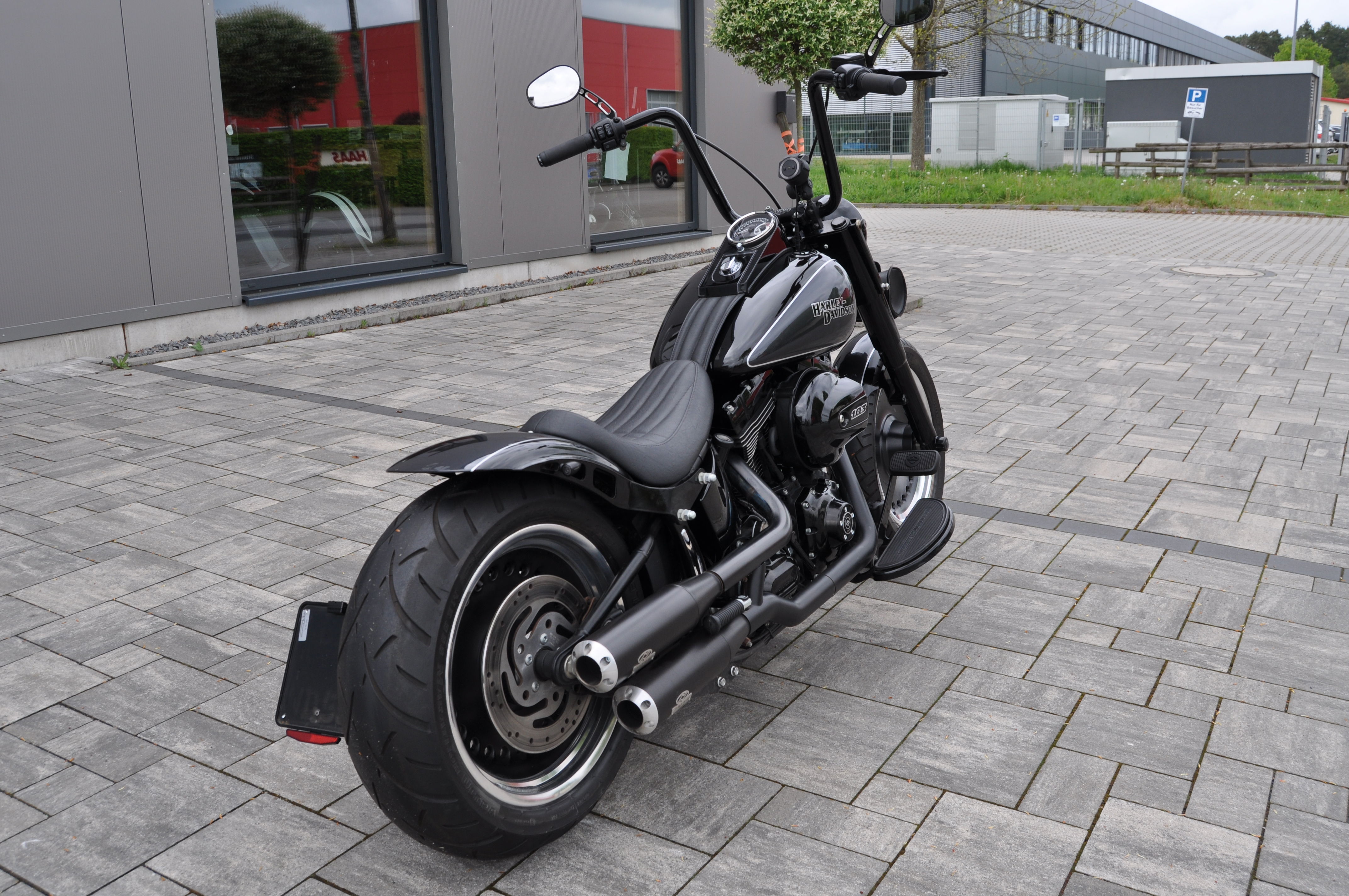 2016 Harley Davidson FAT BOY mit ABS, sehr viele Extras wie Jekil&Hyde / Rückwärtsgang ... Garantie & Finanzierung 