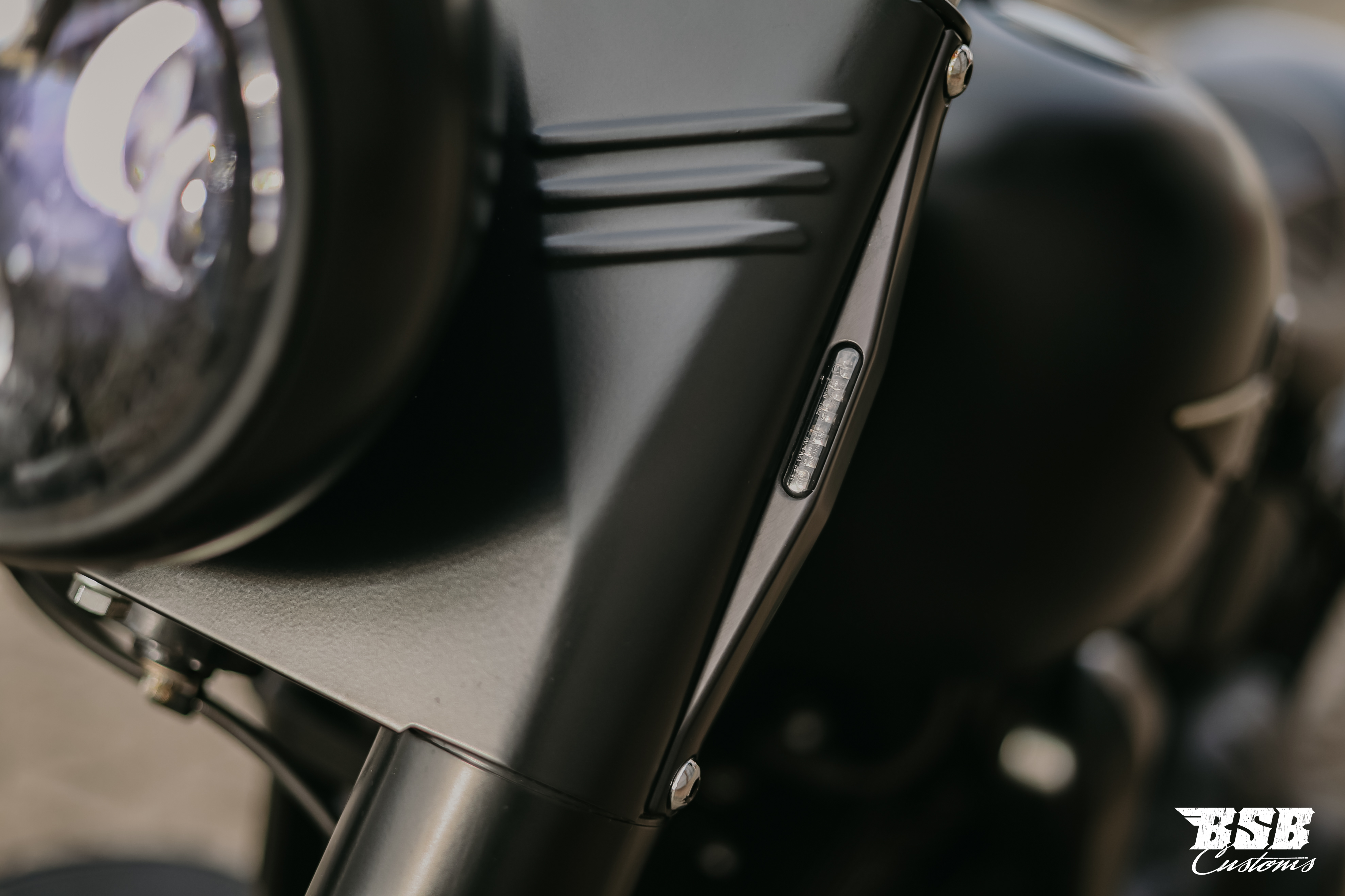 2012 Harley Davidson  Softail 103 CUI Mega-Umbau  ///  Jekill & Hyde Anlage / Finanzierung ab 5,99% möglich  ab 200 eur / mtl.