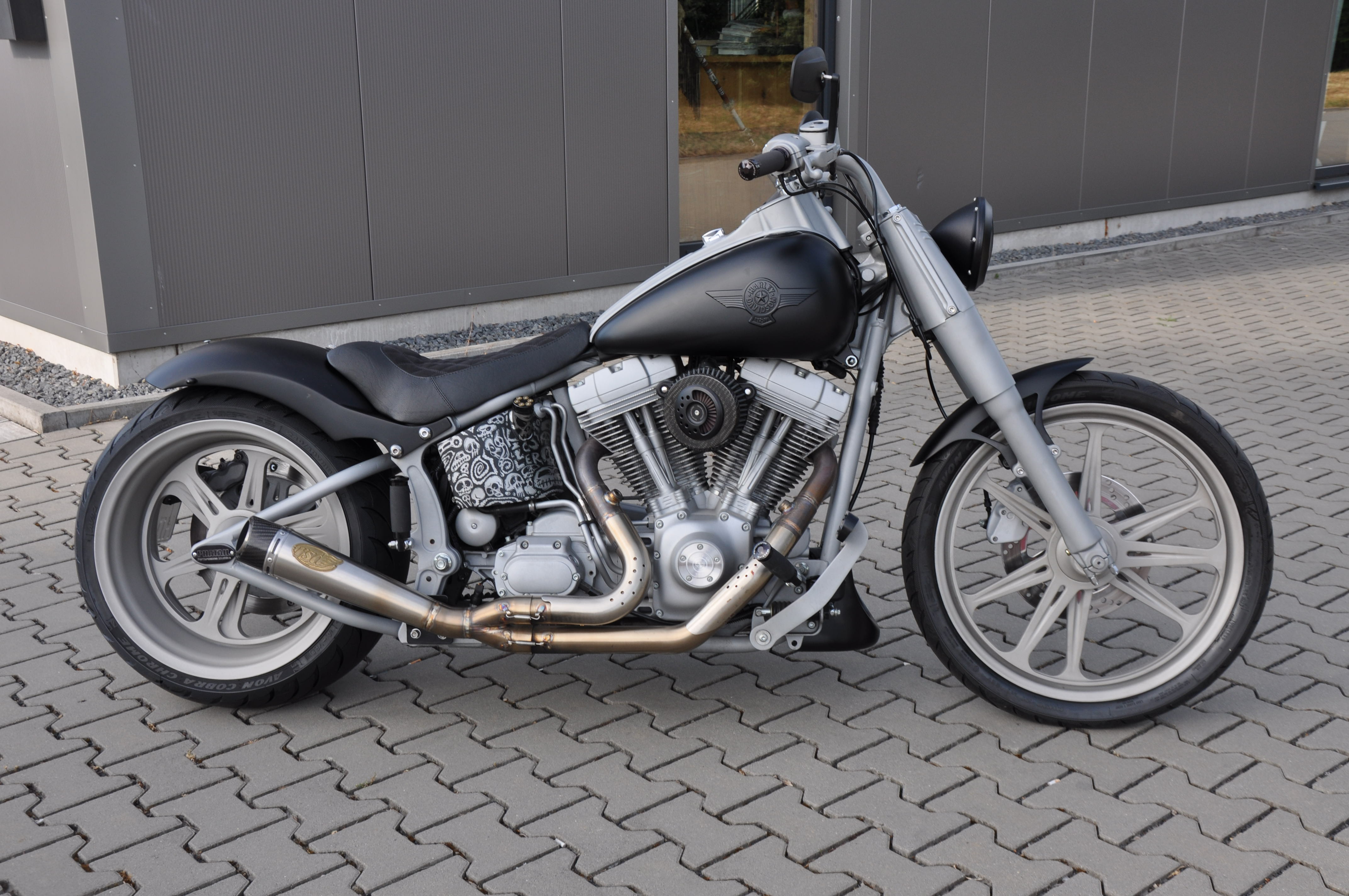 2006 FXSTC Softail Custom 240 Heckumbau, spinning wheels, RSD Anlage und vieles mehr