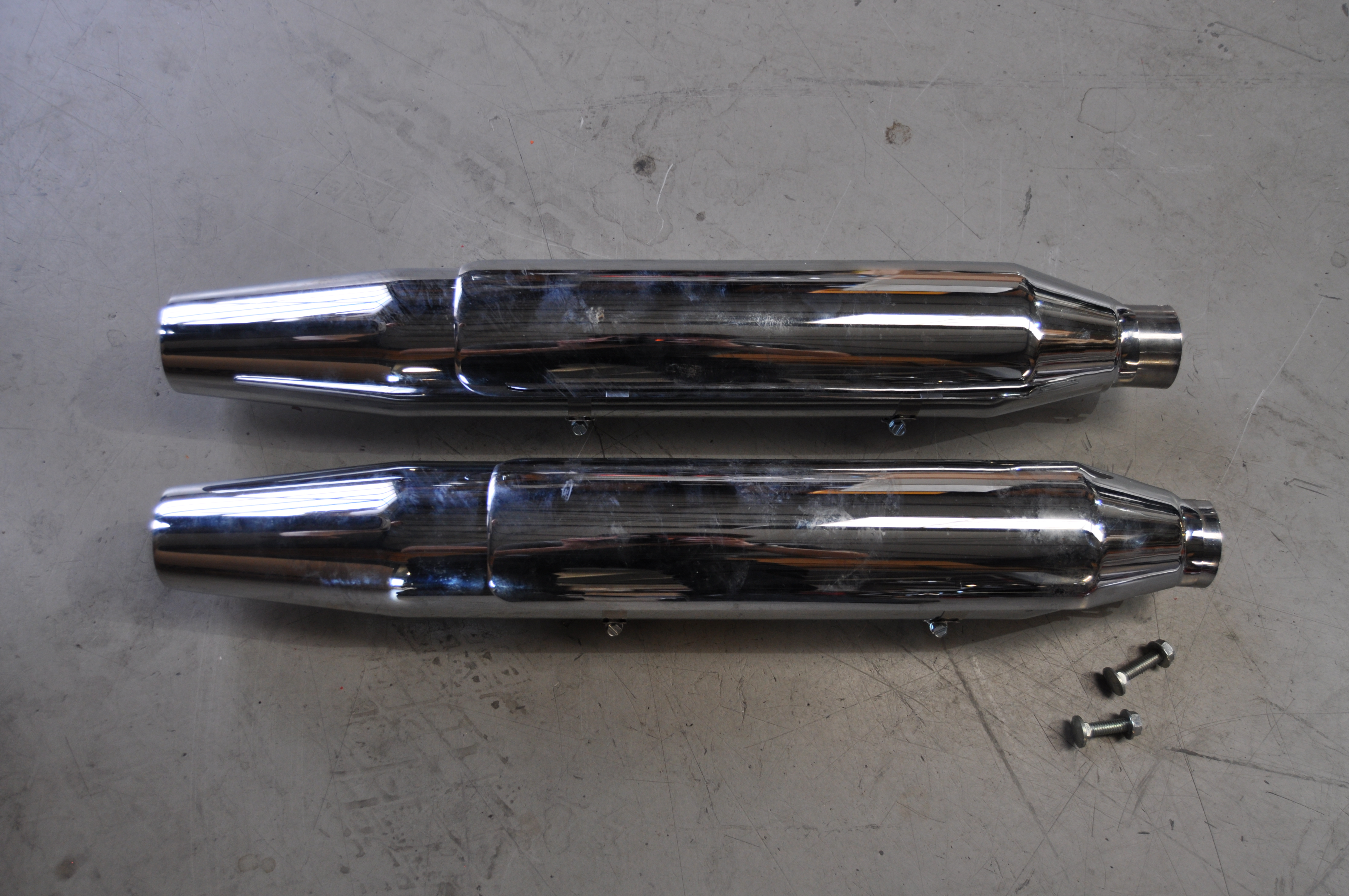 Harley-Davidson® Dyna Schalldämpfer 66025-06 E4 – Original Auspuff – FXE GM / GN / GP / GV / GX – gebraucht