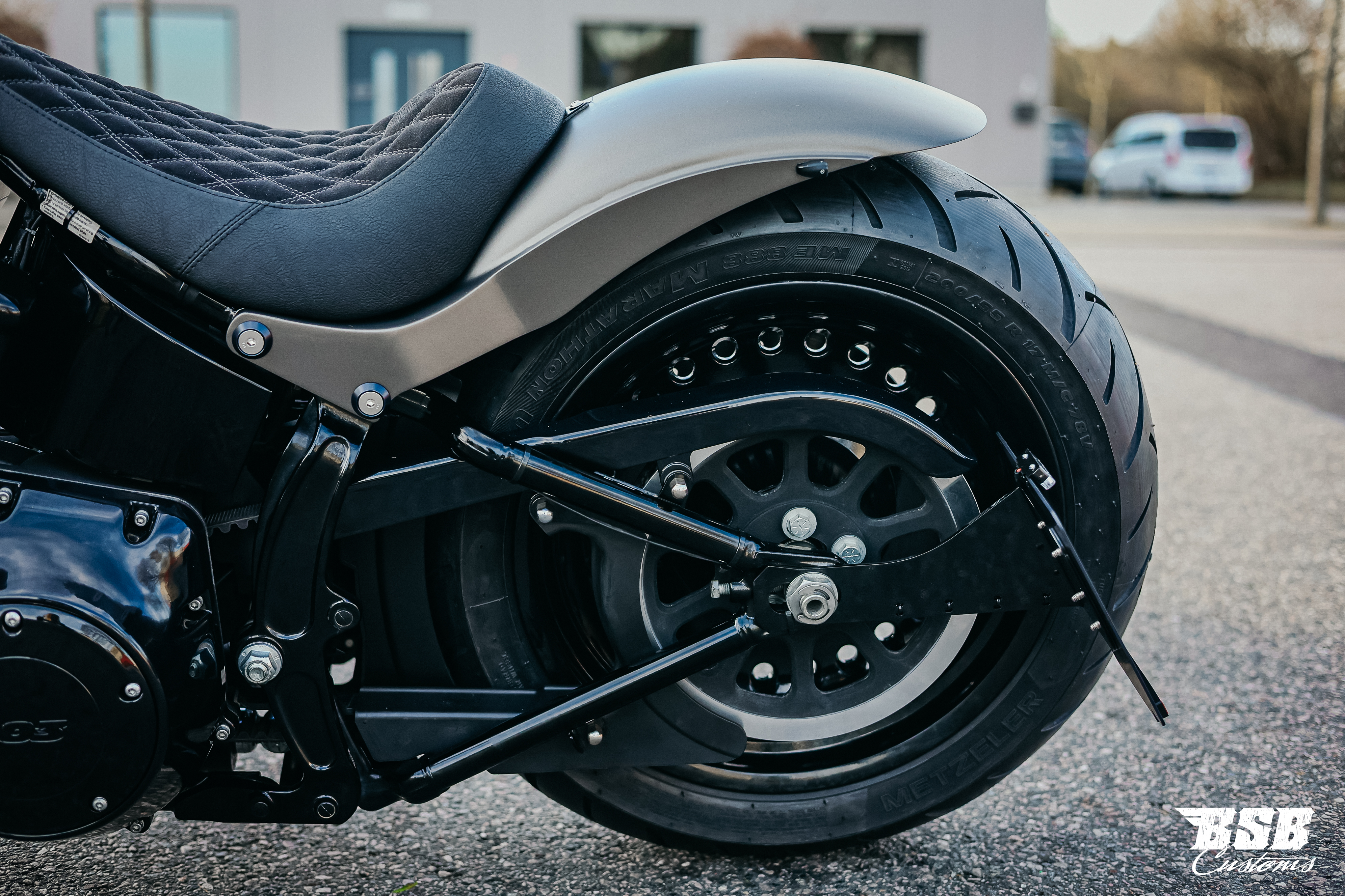 2014 Harley Davidson FLS Softail SLIM 103 CUI Mega-Umbau  ///  Finanzierung ab 3,99% möglich  ab 300 eur / mtl.