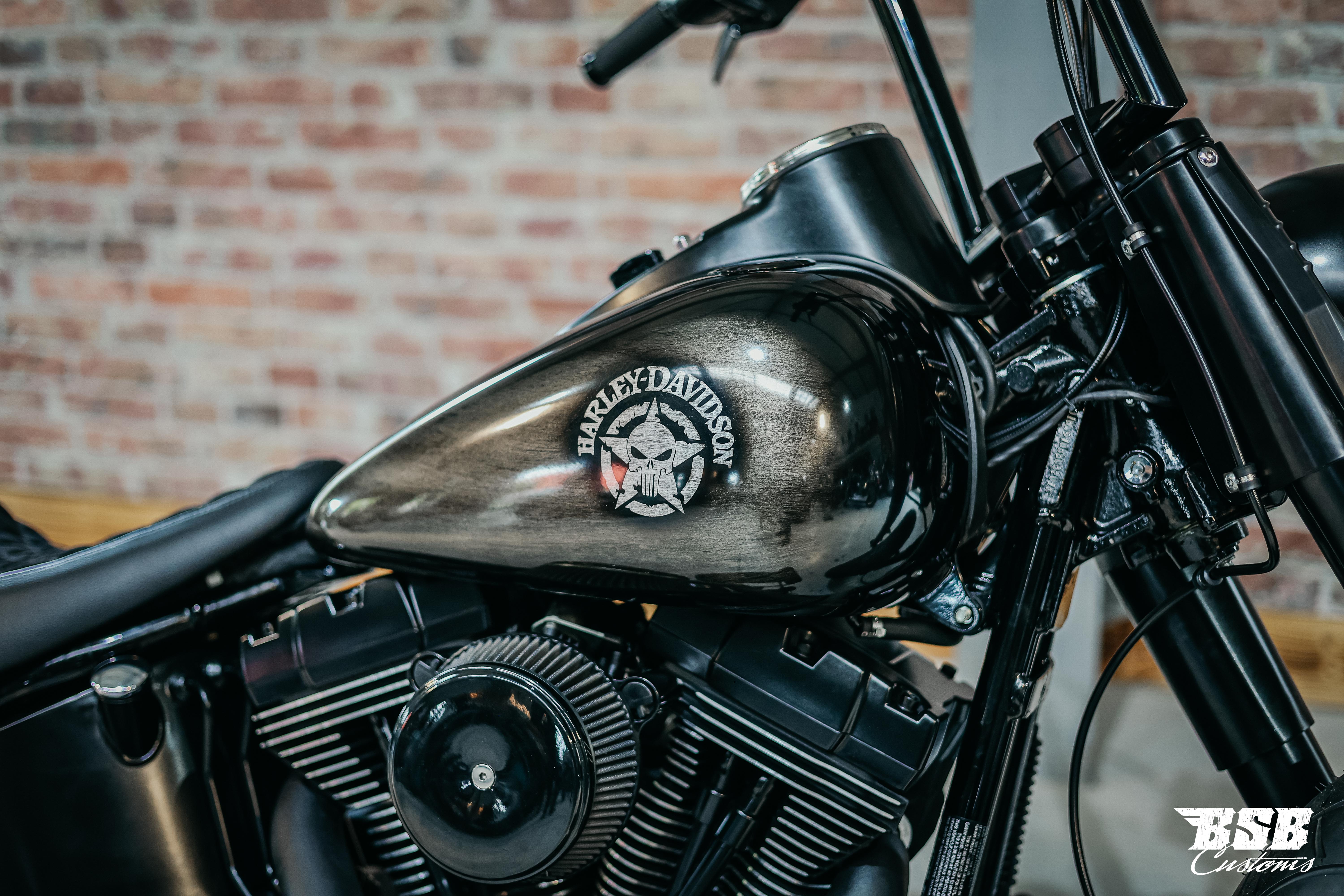 2011 Harley Davidson FLSTC Heritage Softail,viele Extras wie Jekil&Hyde / FAT SPOKE / Airbrush / Ape Hanger ...  Finanzierung möglich 