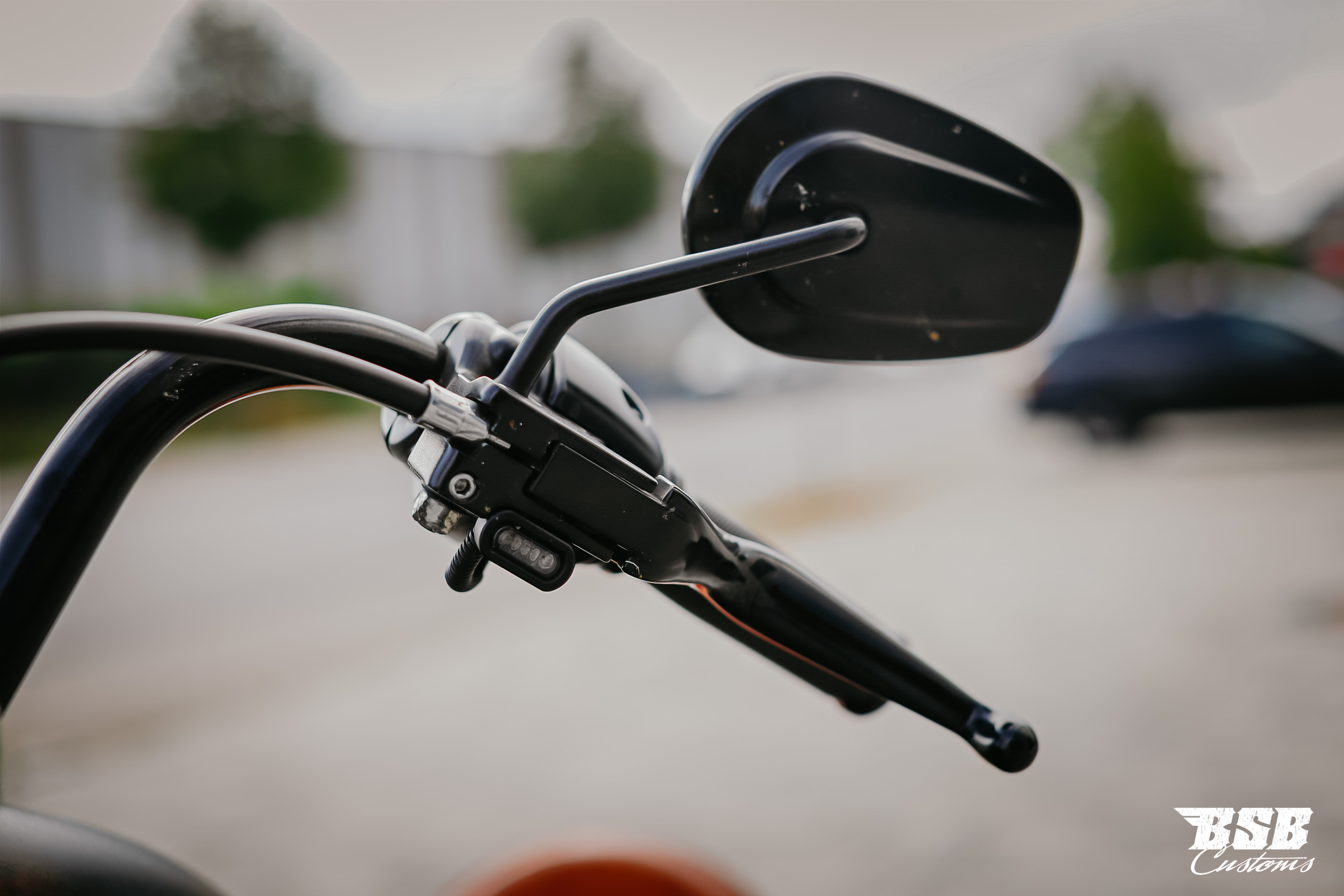 _MG_2118PLef72wxYV0u9 2011 XL 1200 Nighstre Top Umbau Bobber Style Penzl, Thunderbike usw.