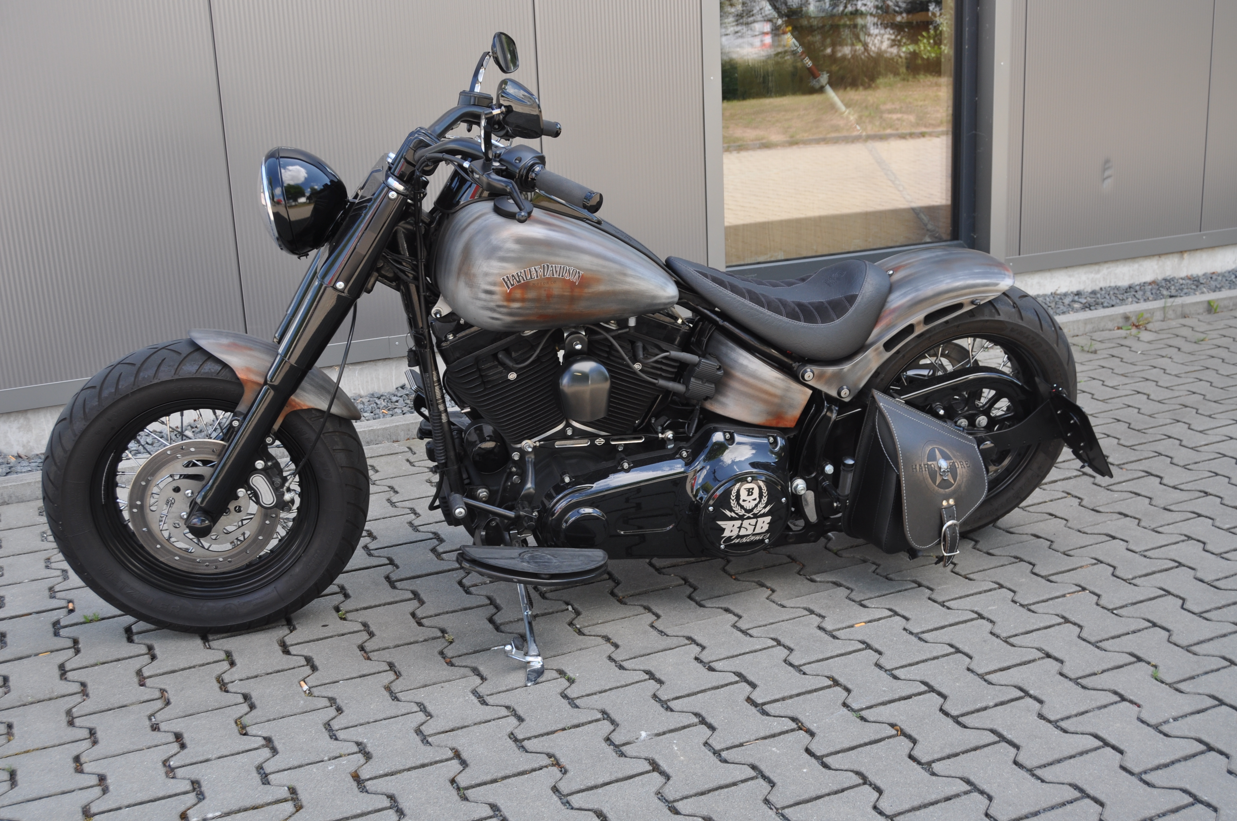2014  Harley Davidson Softail SLIM  mit Mega Umbau // JEKILL&Hyde  // Sonderlackierung und  12 Monate Garantie 