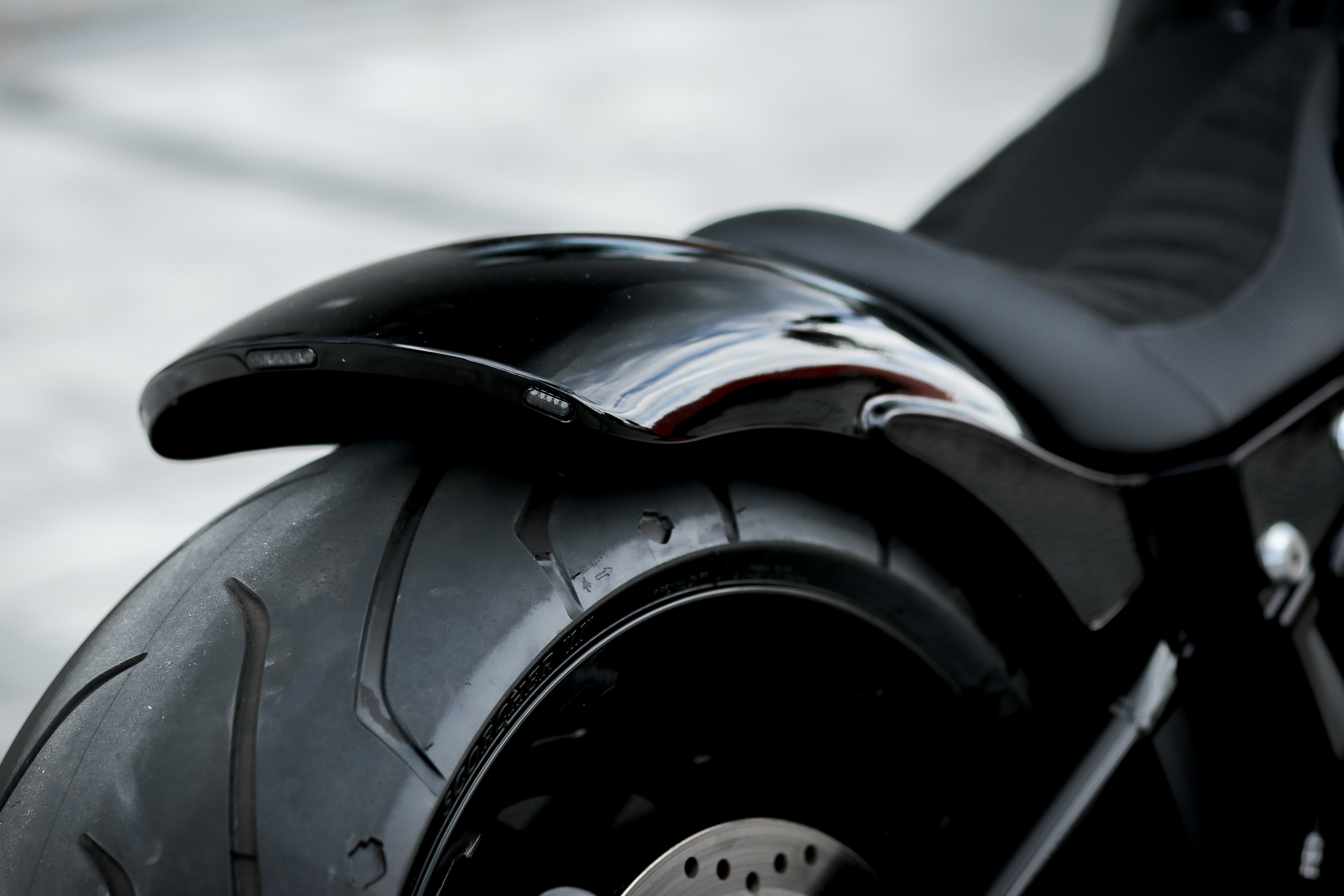 Tieferlegungskit  30mm Harley Davidson M8 Softail Modelle ab 2018 bis 2020