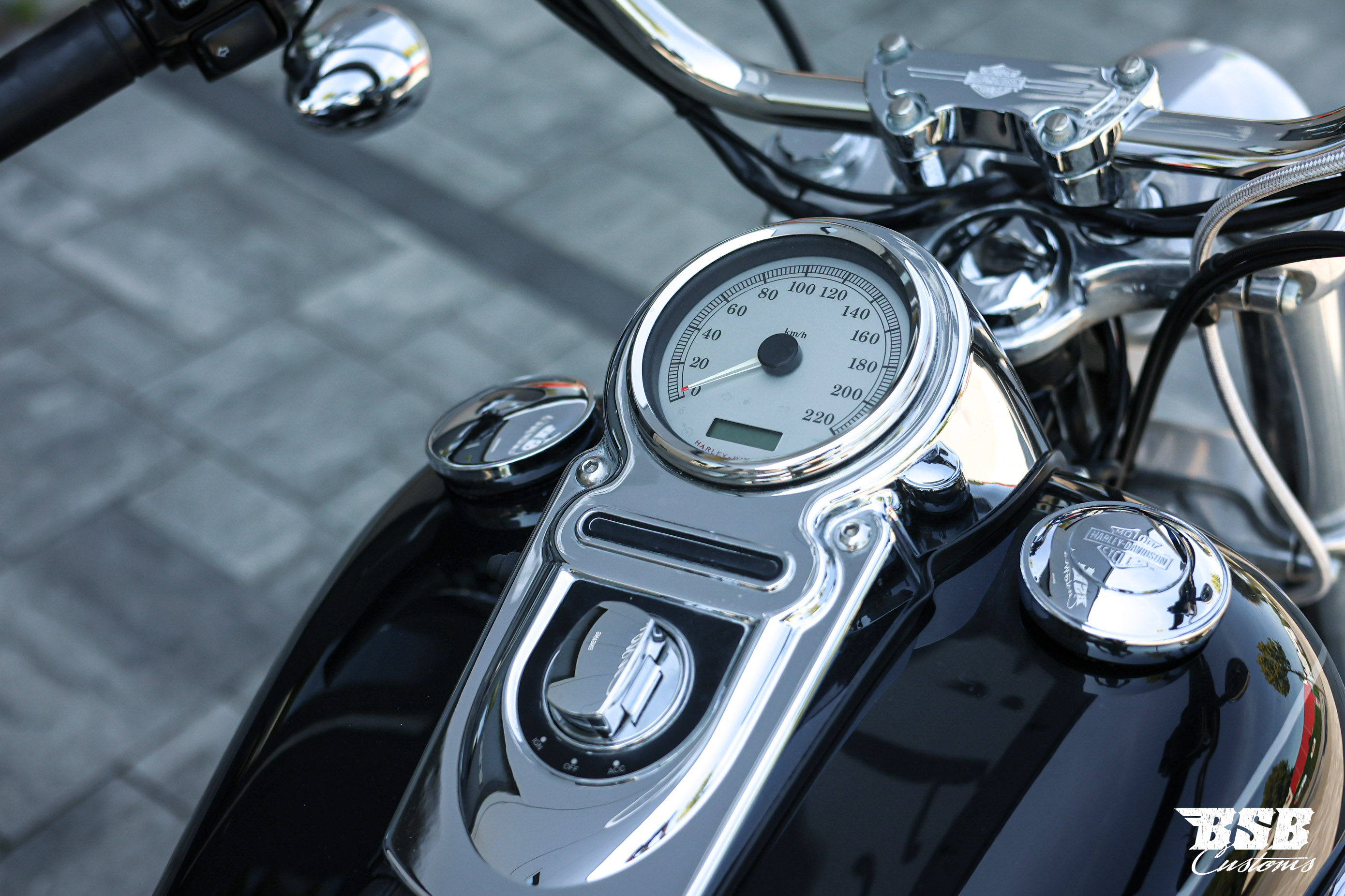 2007 Harley davidson FXDC Dyna Custom - Top Zustand - 1 Hand - 5HD1 2007 Harley davidson FXDC Dyna Custom - Top Zustand - 1 Hand - 5HD1
