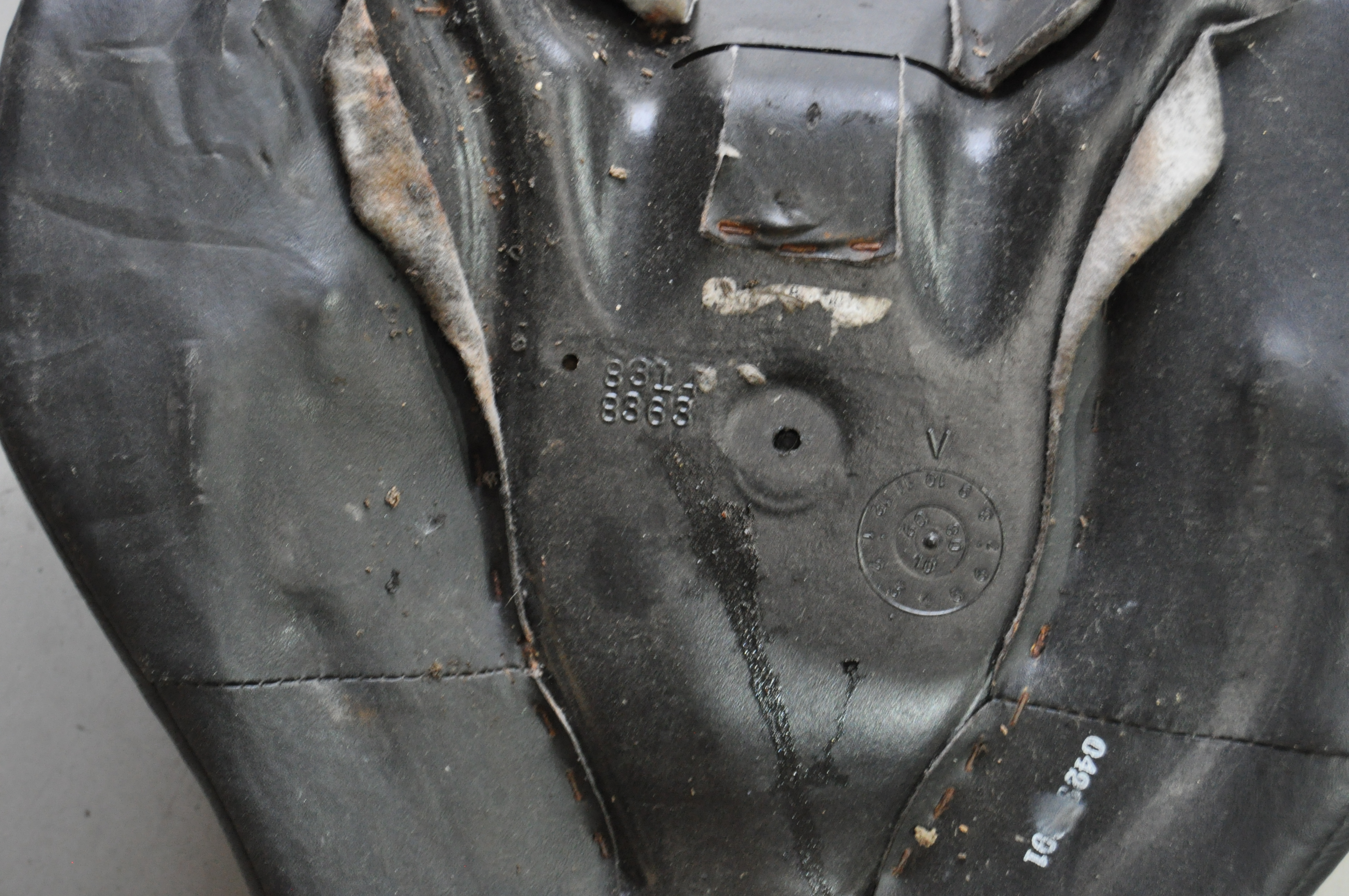 Harley-Davidson OEM Solo Seat – Gebraucht