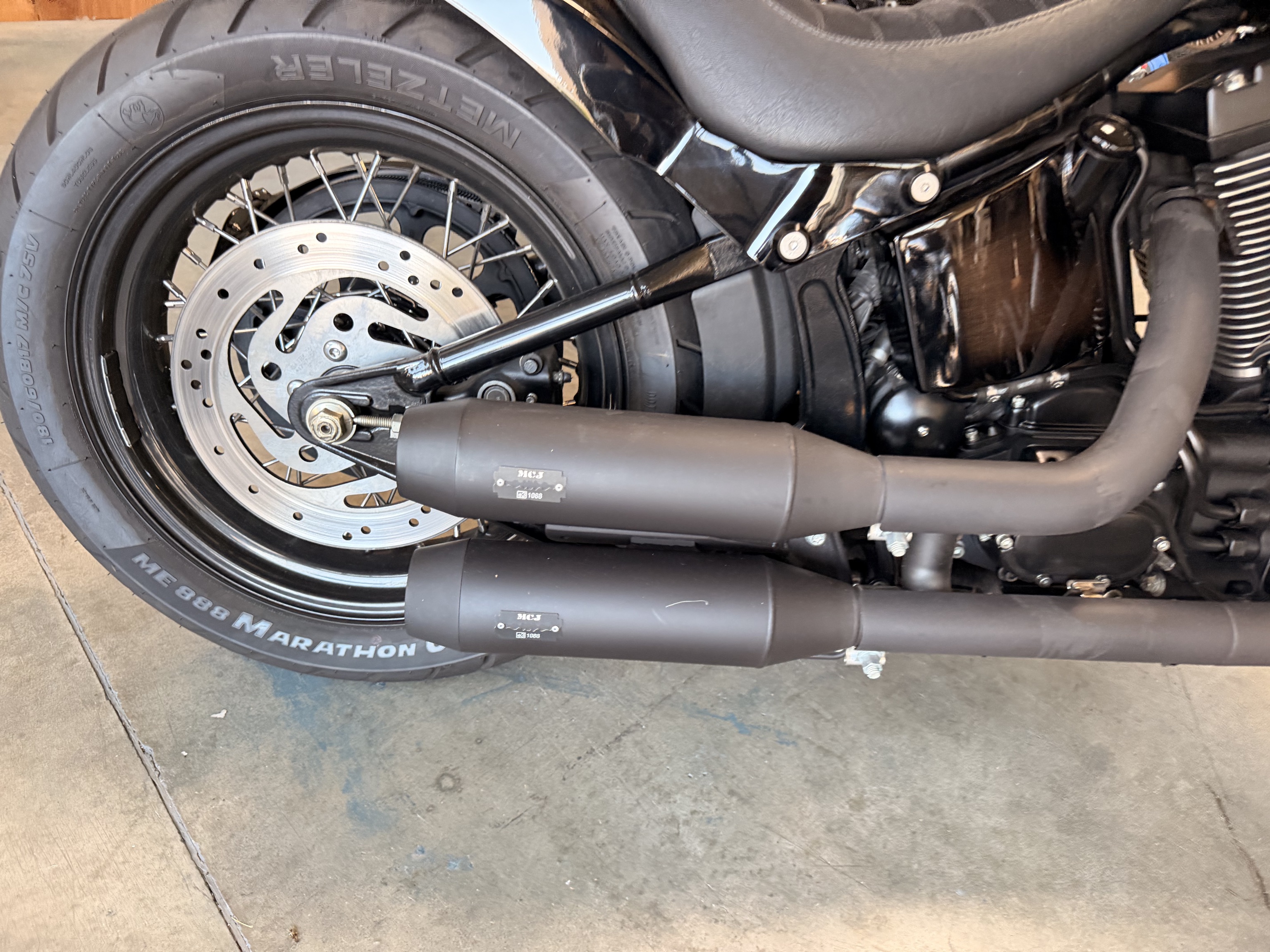 2001 Harley Davidson FLSTF FAT BOY  /// TOP UMBAU /// MCJ Anlage // Airbrush-Lackierung //   Finanzierung möglich    