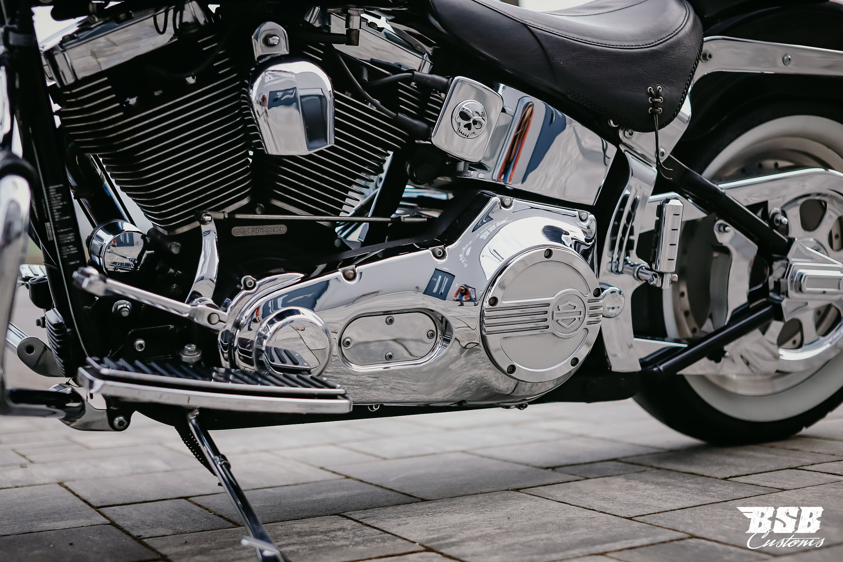 2002 Harley Davidson FAT BOY MIT VIEL CHROME // WEIßWAND REIFEN TOP ZUSTAND ab 179 EUR finanzieren* 